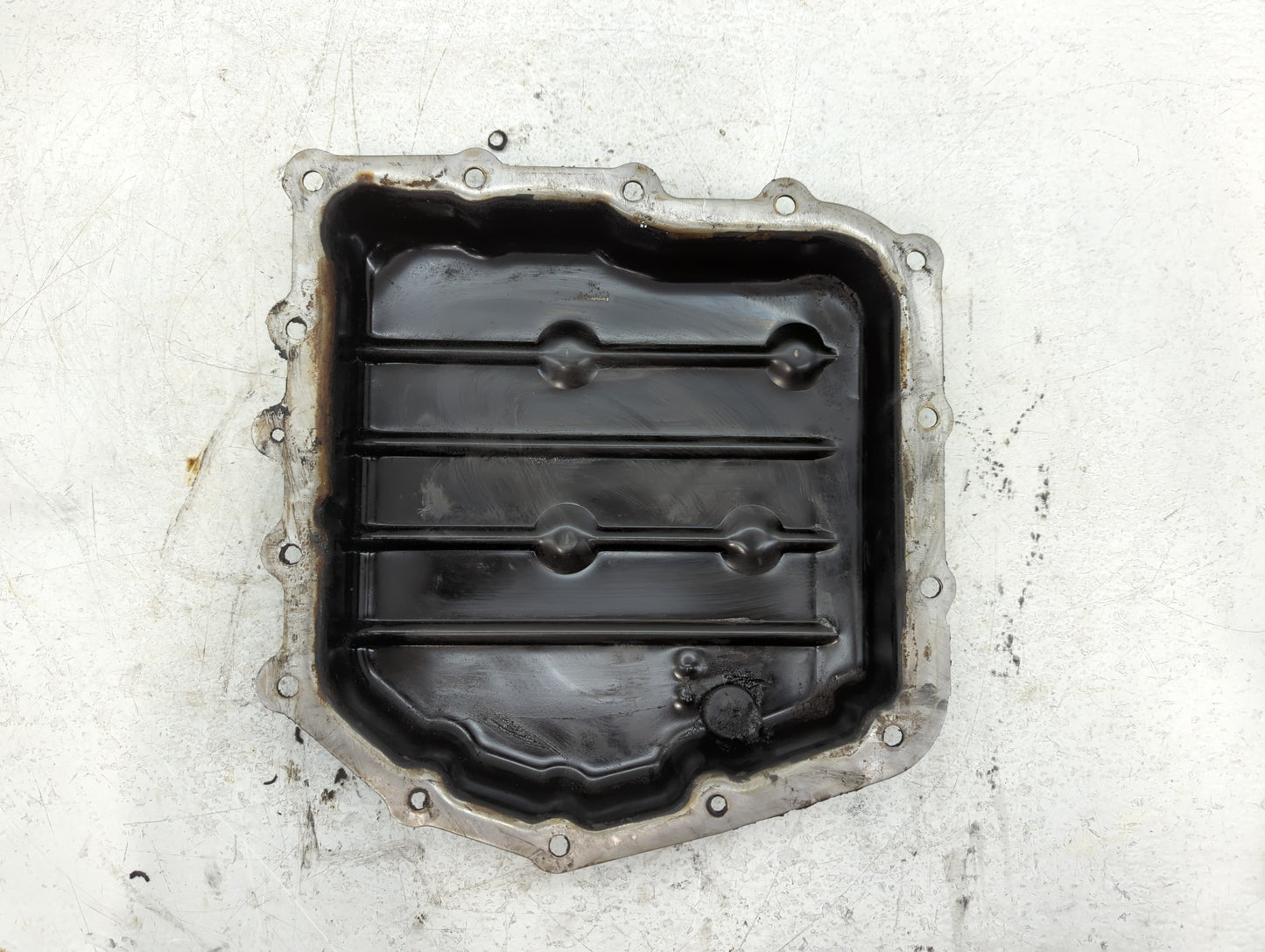 2009-2020 Dodge Journey Engine Oil Pan Fits Fits 2007 2008 2009 2010 2011 2012 2013 2014 2015 2016 2017 2018 2019 2020 OEM U