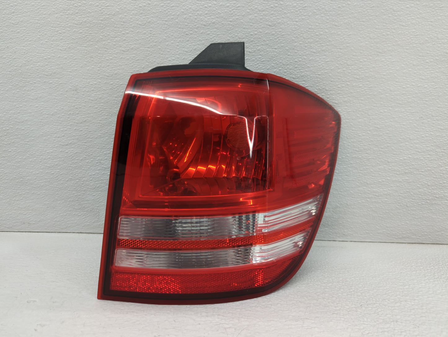 2010-2020 Dodge Journey Tail Light Assembly Passenger Right OEM P/N:05116290AH Fits OEM Used Auto Parts - Oemusedautoparts1.