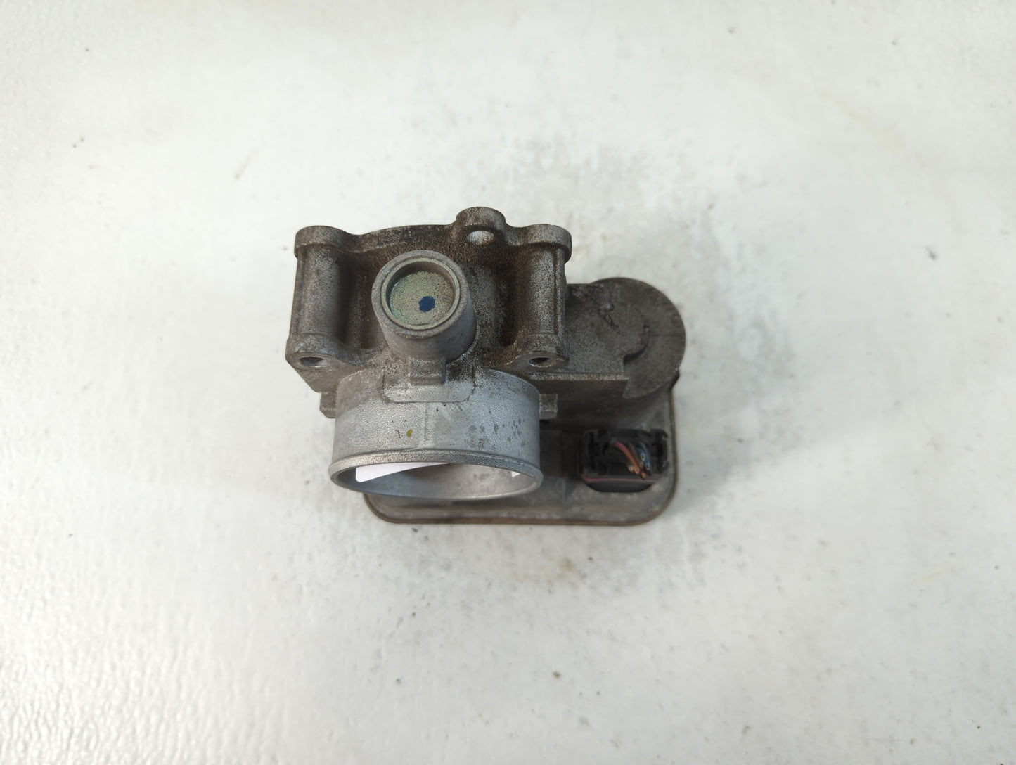 2009-2018 Dodge Journey Throttle Body Fits Fits 2007 2008 2009 2010 2011 2012 2013 2014 2015 2016 2017 2018 OEM Used Auto Pa