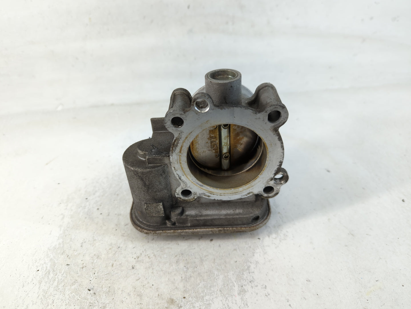 2009-2018 Dodge Journey Throttle Body Fits Fits 2007 2008 2009 2010 2011 2012 2013 2014 2015 2016 2017 2018 OEM Used Auto Pa