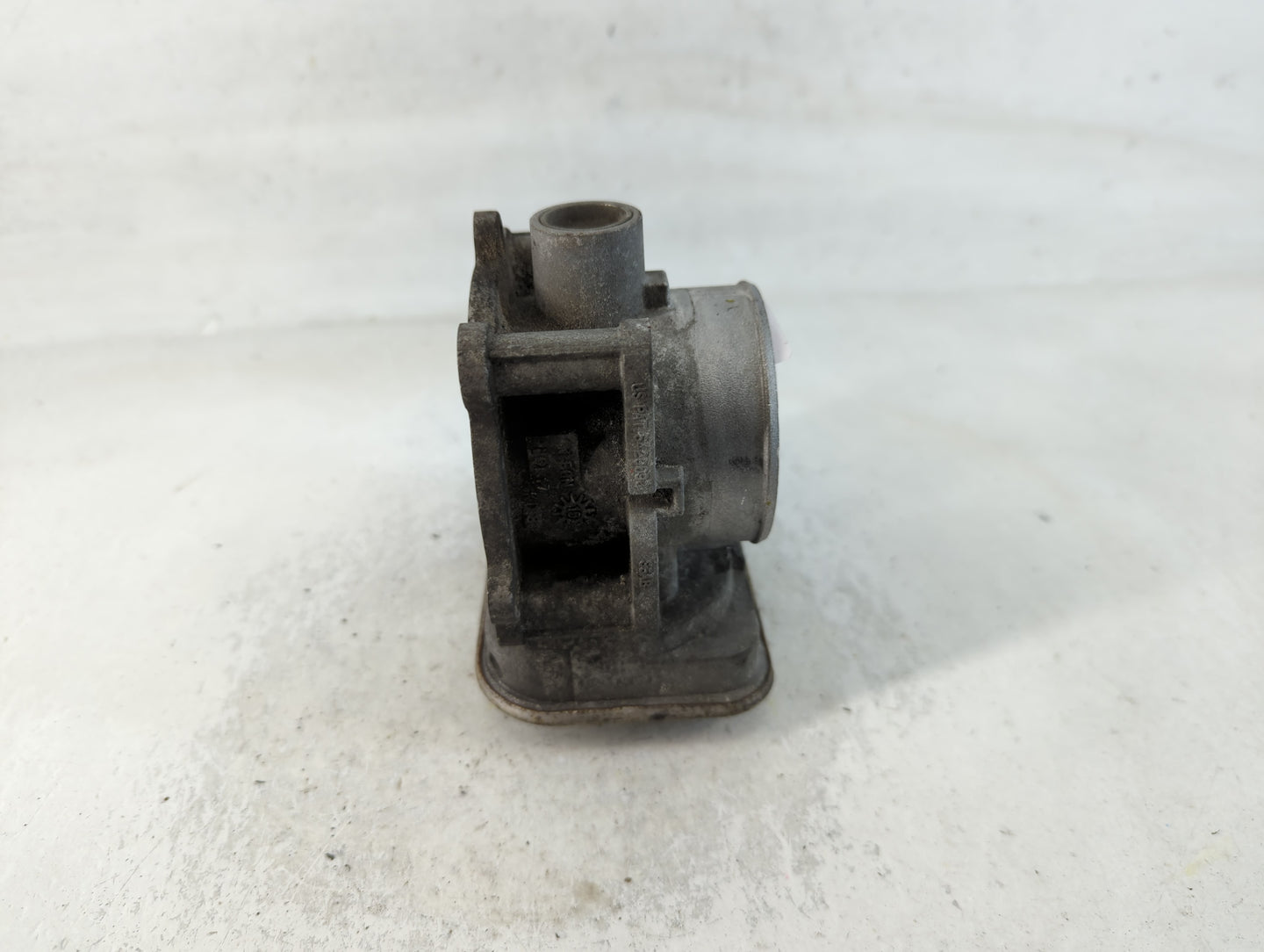 2009-2018 Dodge Journey Throttle Body Fits Fits 2007 2008 2009 2010 2011 2012 2013 2014 2015 2016 2017 2018 OEM Used Auto Pa