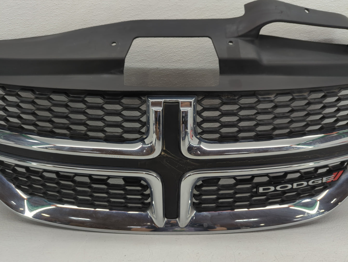 2016 Dodge Journey Front Bumper Grille Cover - Oemusedautoparts1.com
