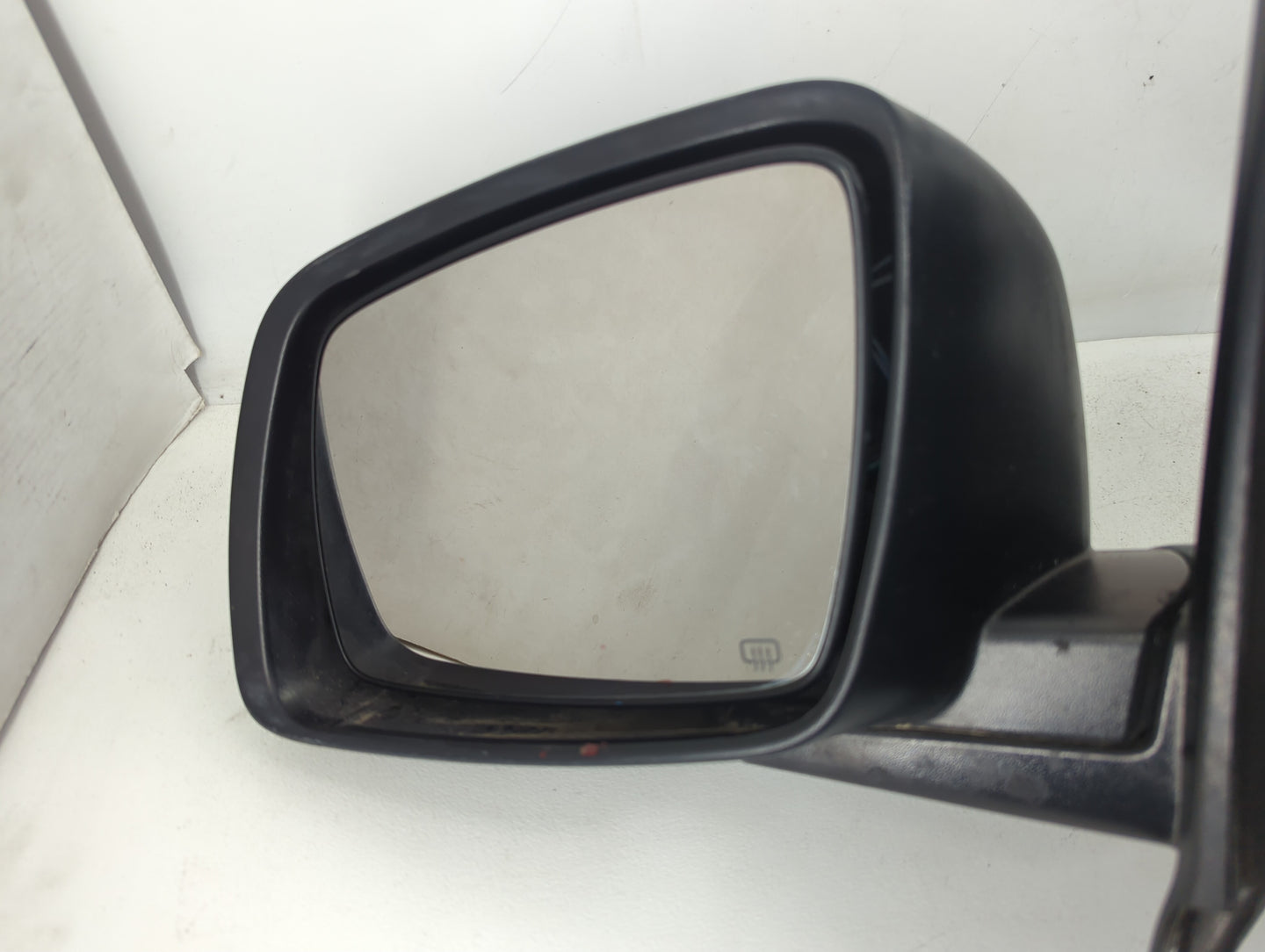 2016 Dodge Journey Driver Side View Mirror - Left Door Mirror OEM Used - Oemusedautoparts1.com