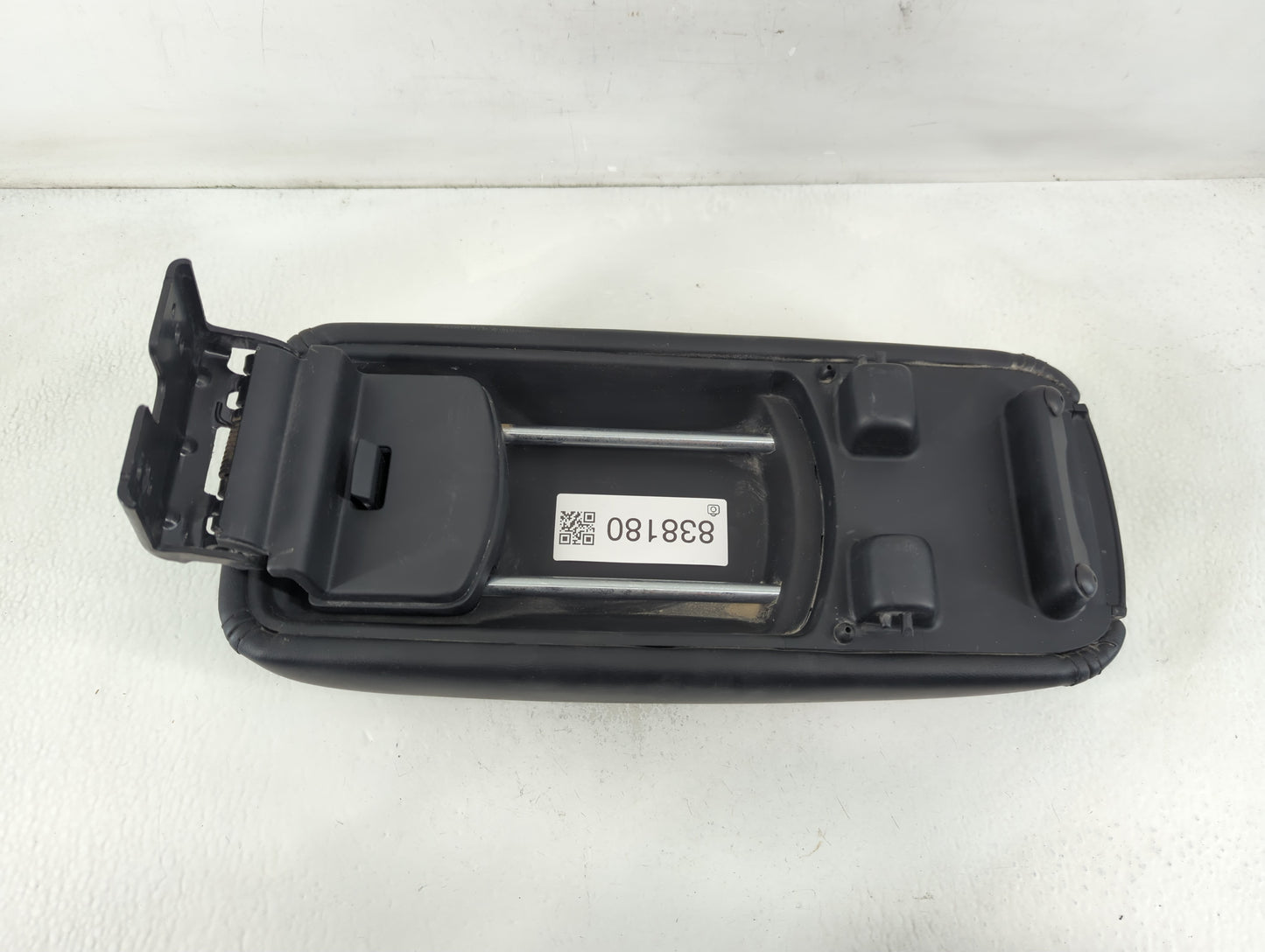 2016 Dodge Journey Center Console Armrest Cover Lid P/N:202287 Fits OEM Used Auto Parts - Oemusedautoparts1.com