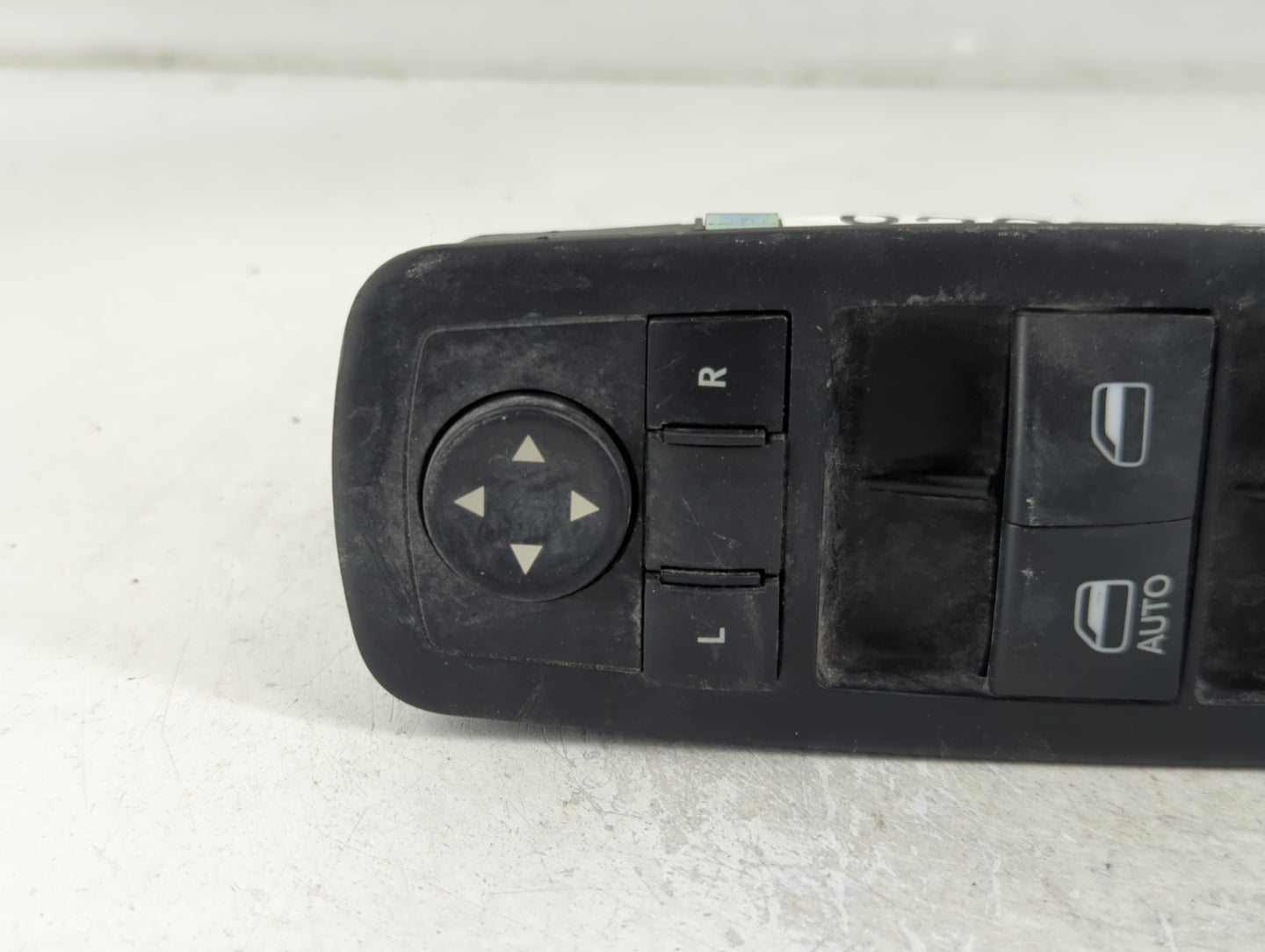 2016 Dodge Journey Master Power Window Switch Replacement Driver Side Left P/N:68084001AD Fits OEM Used Auto Parts - Oemused