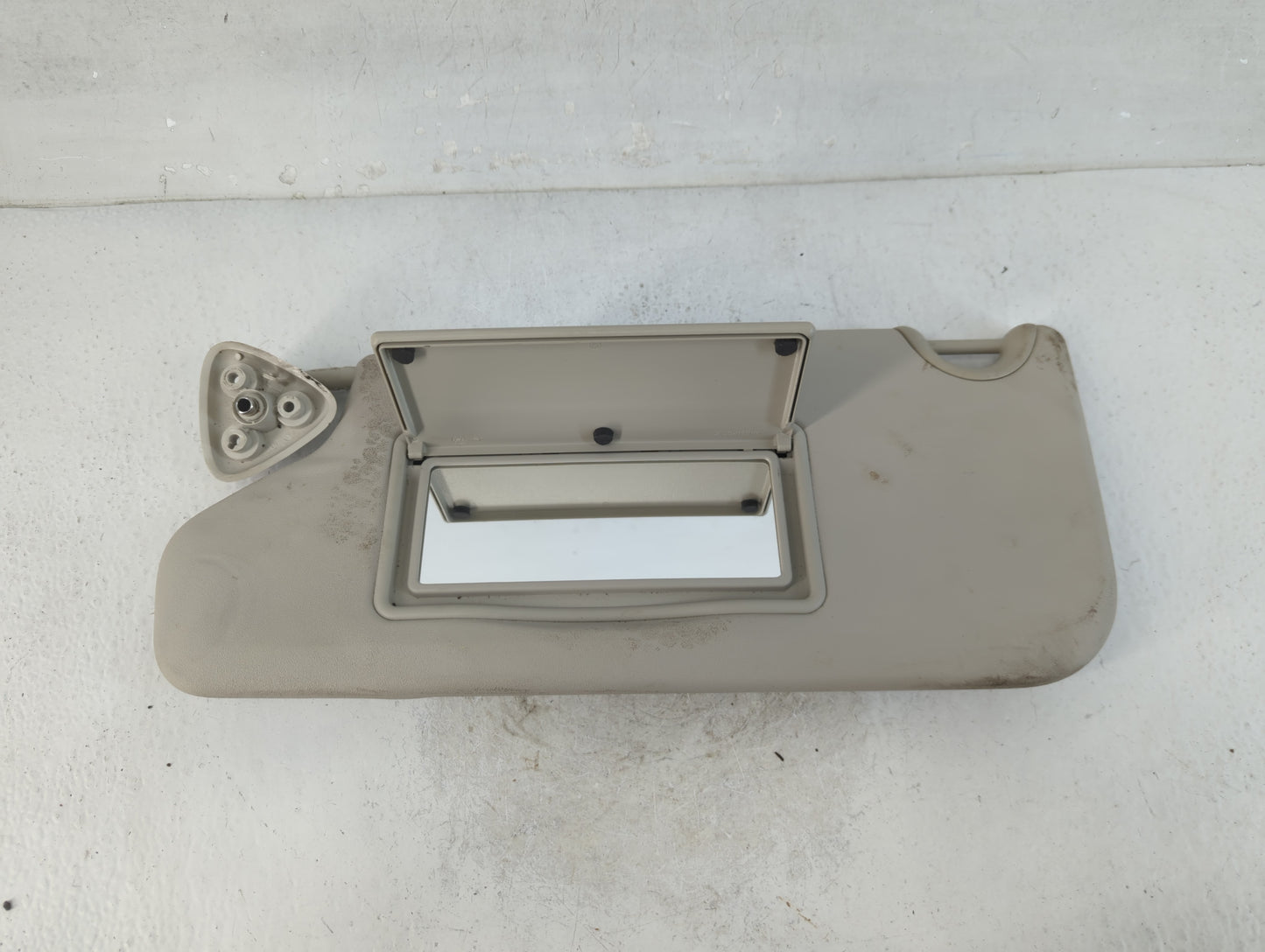 2016 Dodge Journey Sun Visor Shade Replacement Passenger Right Mirror Fits OEM Used Auto Parts - Oemusedautoparts1.com