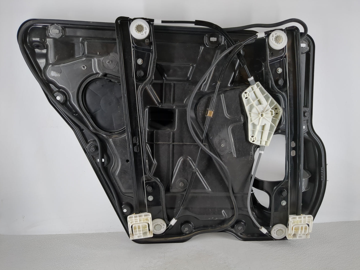 2016 Dodge Journey Window Regulator Right Passenger Rear - Oemusedautoparts1.com