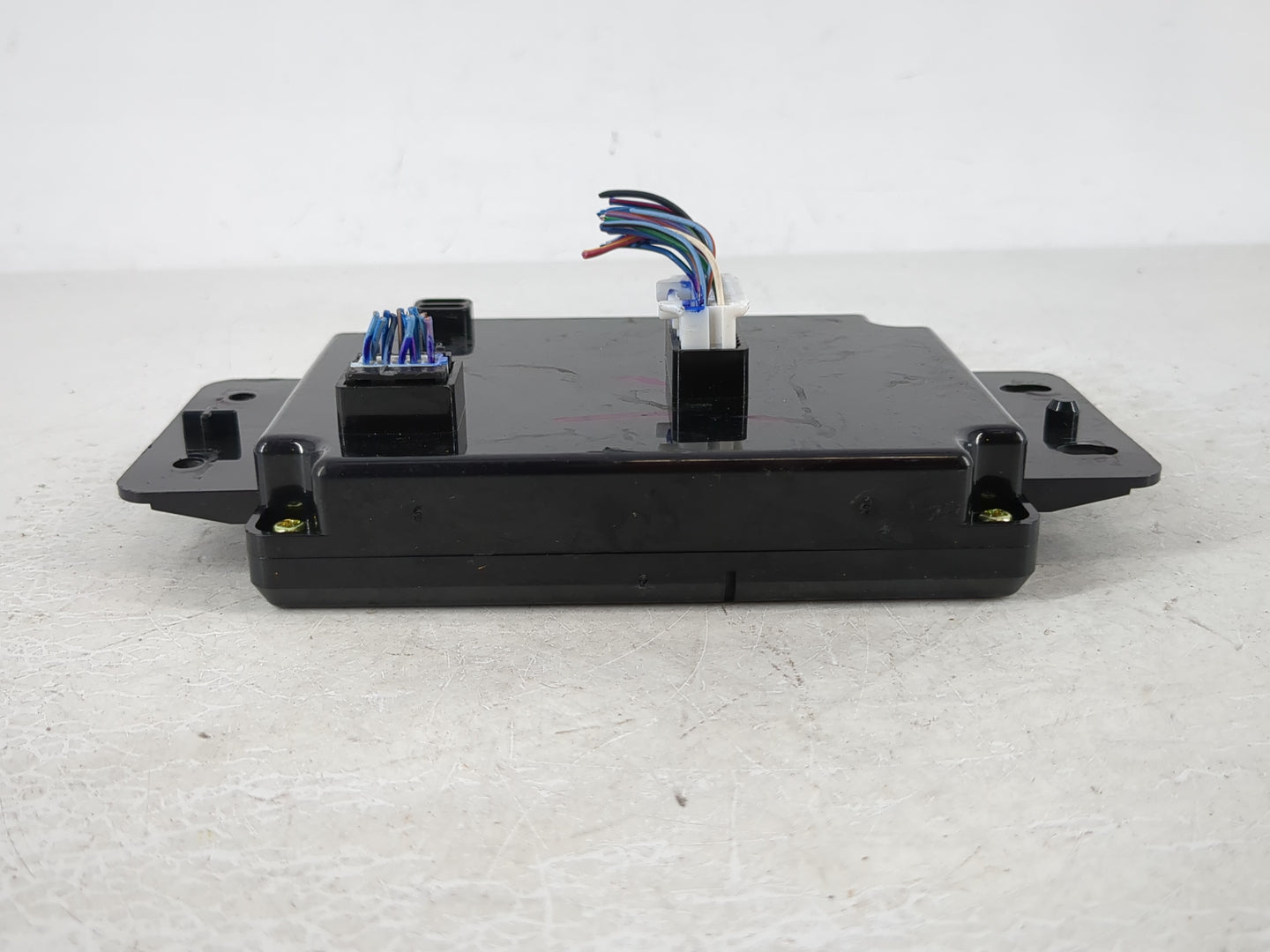 2016 Dodge Journey Communication Control Module P68263758ab - Oemusedautoparts1.com