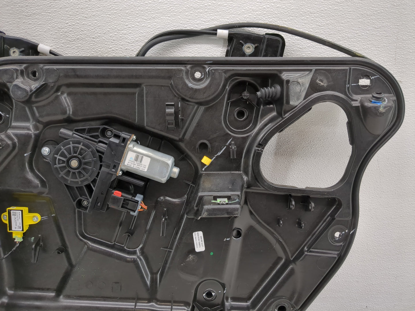 2016 Dodge Journey Used Window Regulator Passenger Front - Oemusedautoparts1.com