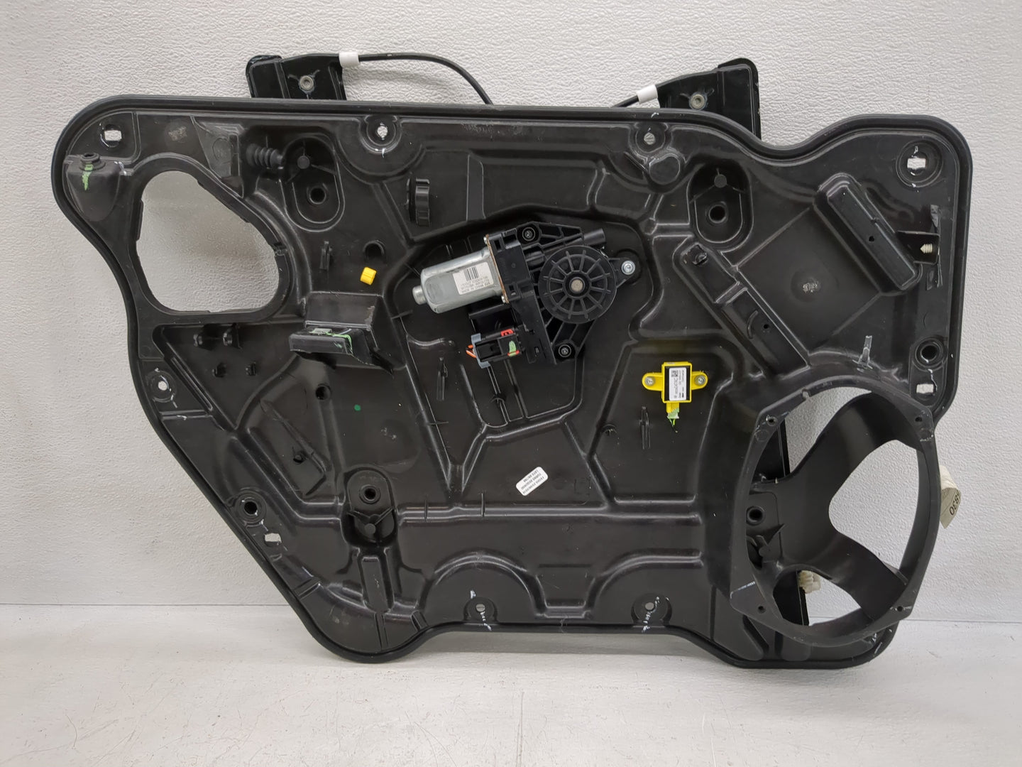 2016 Dodge Journey Used Driver Left Front Window Regulator - Oemusedautoparts1.com
