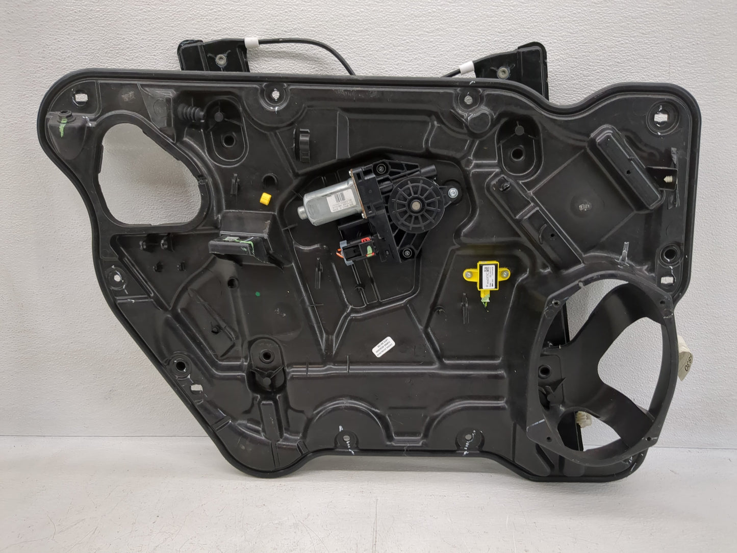 2016 Dodge Journey Used Driver Left Front Window Regulator - Oemusedautoparts1.com