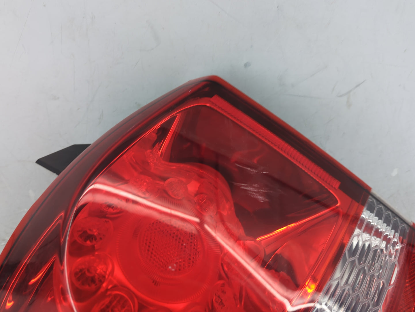 2016 Dodge Journey Driver Left Side Deck Lid Mounted Tail Light - Oemusedautoparts1.com