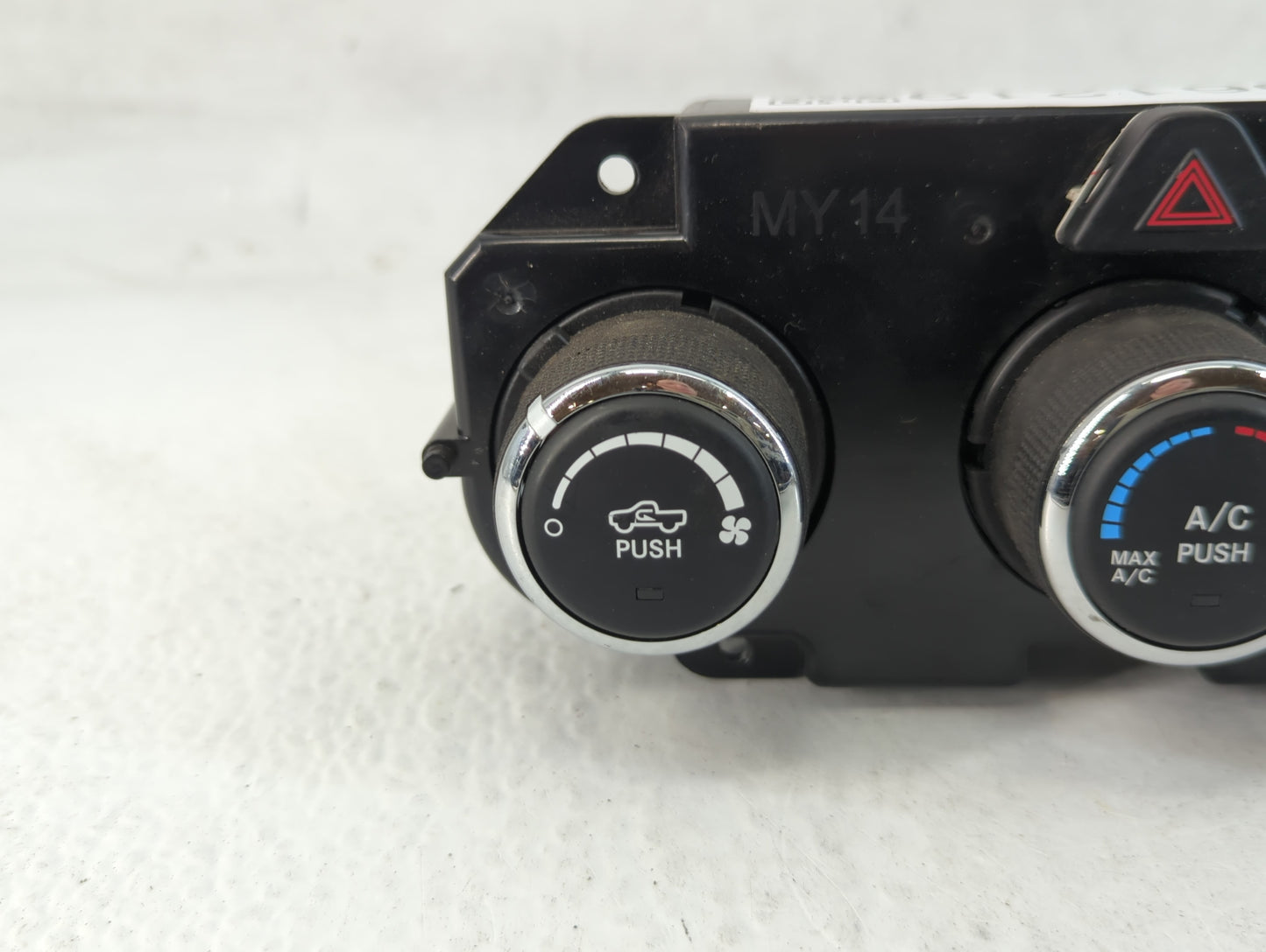 2016 Dodge Ram 1500 Climate Control Module Temperature AC/Heater Replacement P/N:P68268190AA Fits OEM Used Auto Parts - Oemu