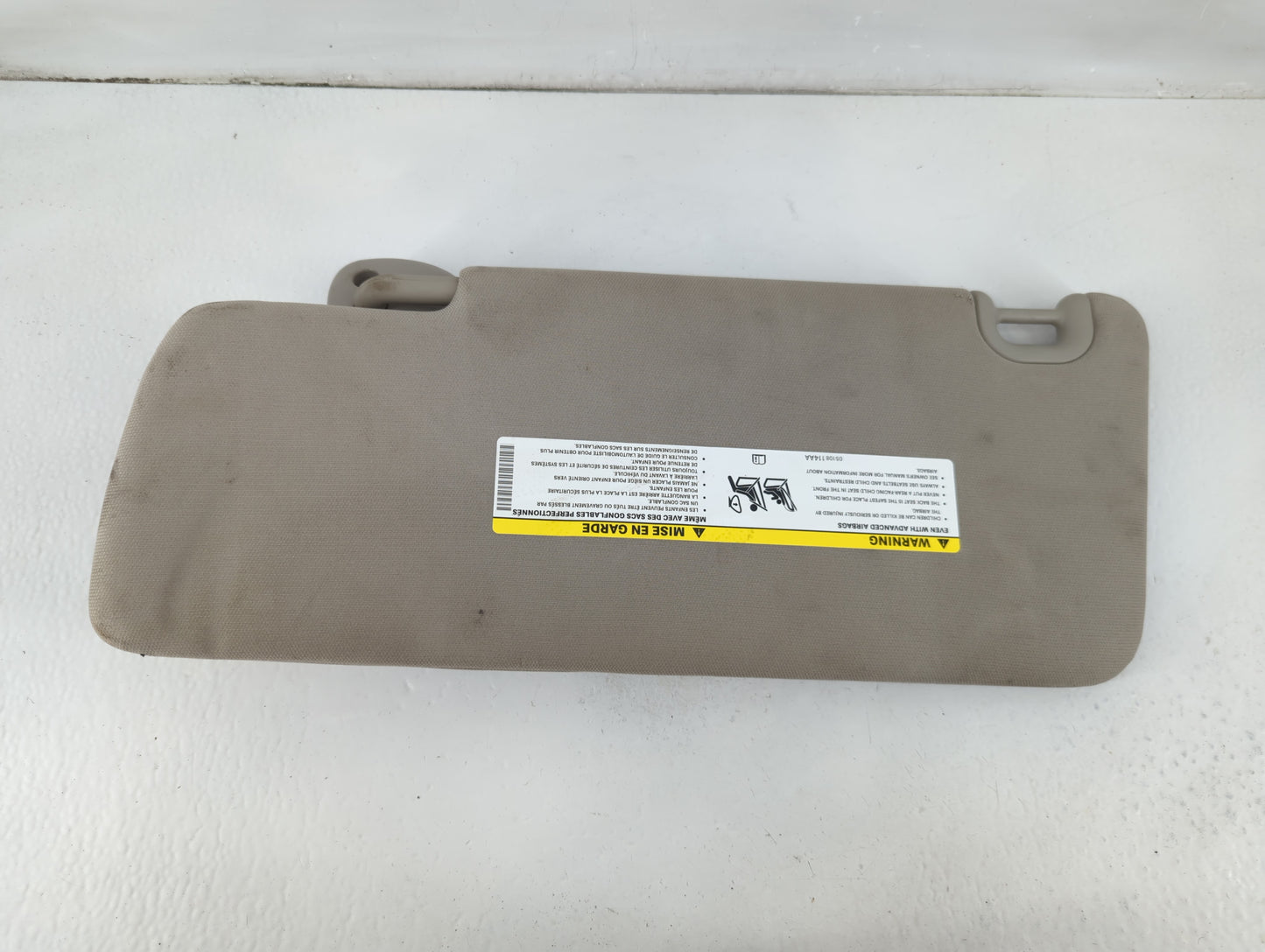 2016 Dodge Ram 1500 Sun Visor Shade Replacement Passenger Right Mirror Fits Fits 2015 2017 2018 2019 2020 OEM Used Auto Part