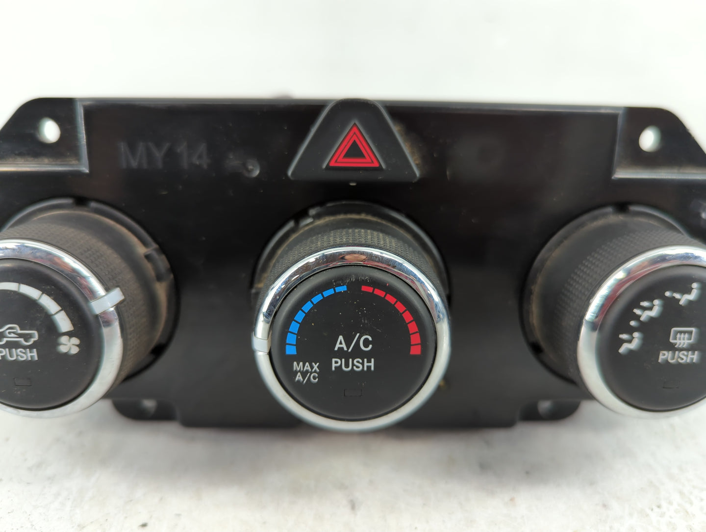 2016 Dodge Ram 1500 Climate Control Module Temperature AC/Heater Replacement P/N:P68268190AA Fits OEM Used Auto Parts - Oemu