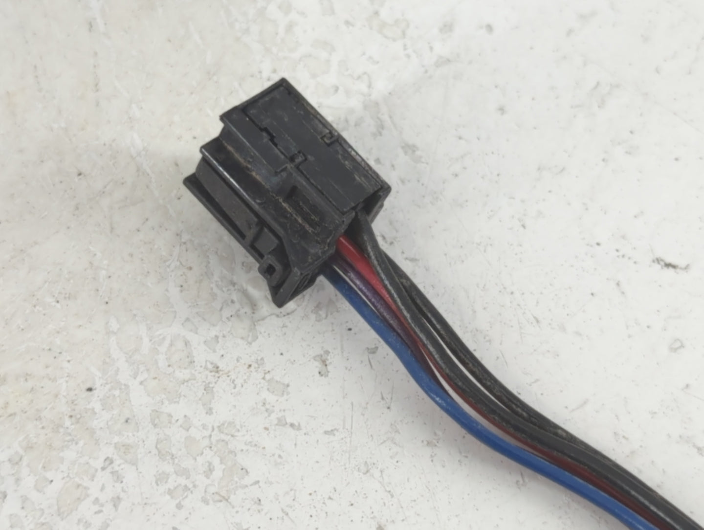 2016 Dodge Ram 1500 Passenger Side View Mirror - Right Door Mirror OEM Used - Oemusedautoparts1.com