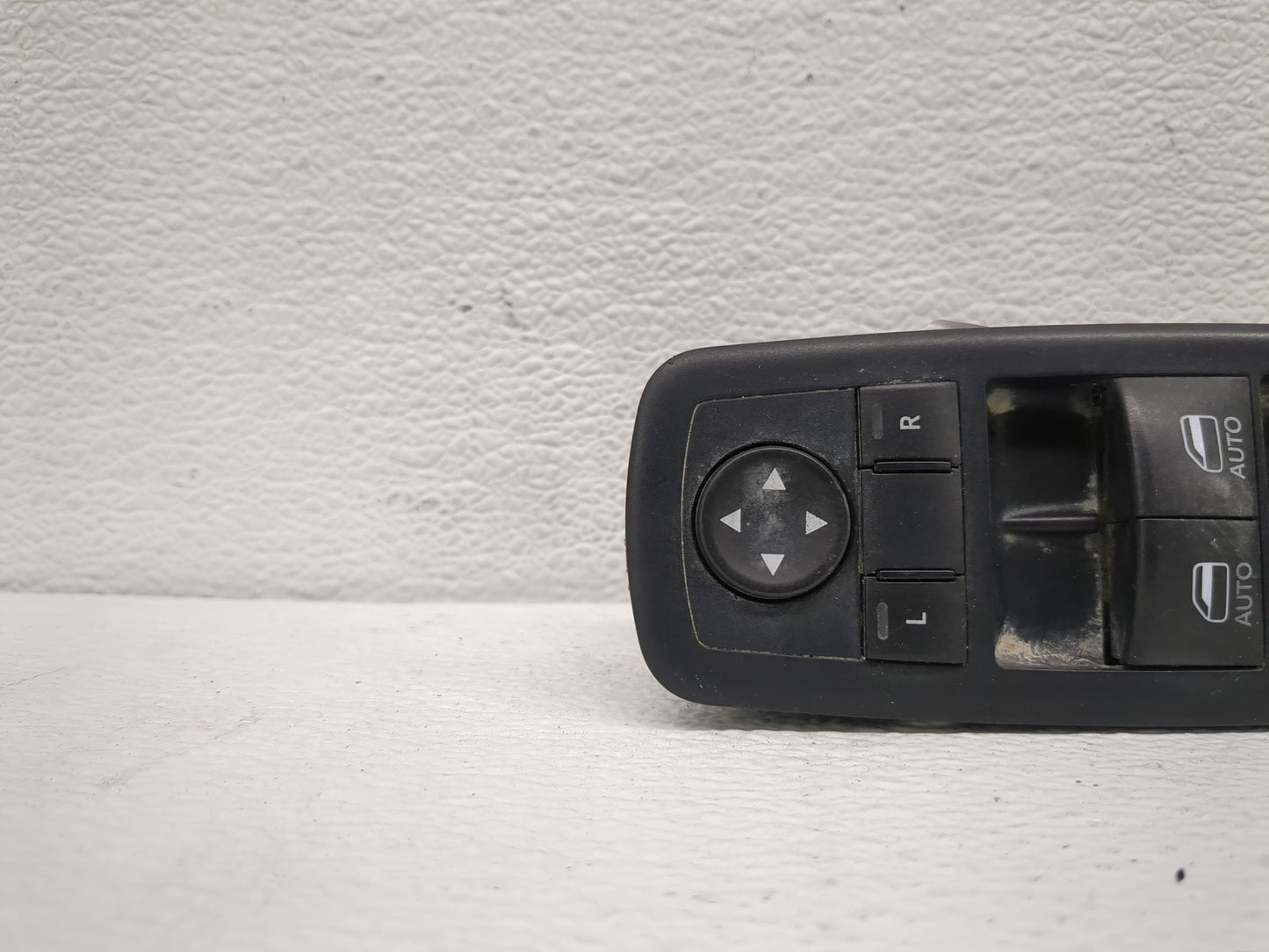 2016 Dodge Ram 1500 Master Power Window Switch Replacement Driver Side Left P/N:10017666 Fits OEM Used Auto Parts - Oemuseda