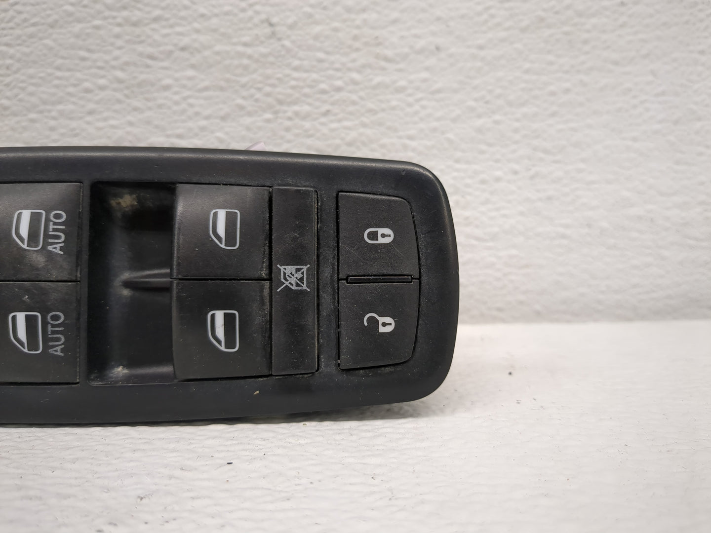 2016 Dodge Ram 1500 Master Power Window Switch Replacement Driver Side Left P/N:10017666 Fits OEM Used Auto Parts - Oemuseda