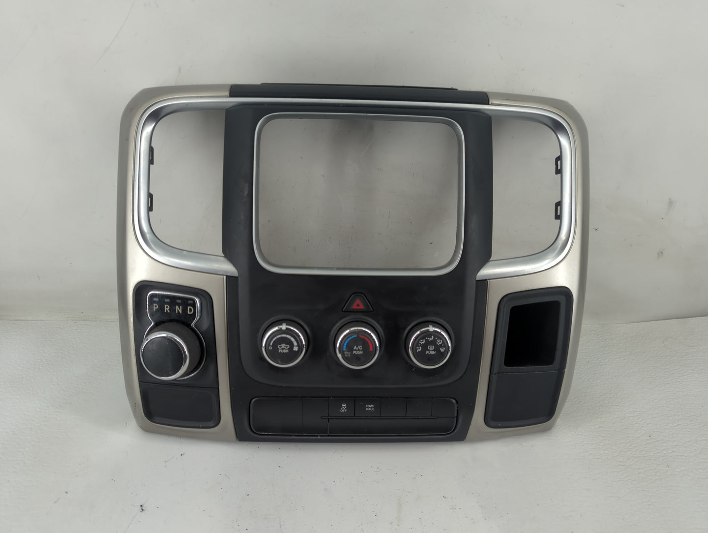 2016 Dodge Ram 1500 Climate Control Module Temperature AC/Heater Replacement P/N:P68268190AA Fits OEM Used Auto Parts - Oemu