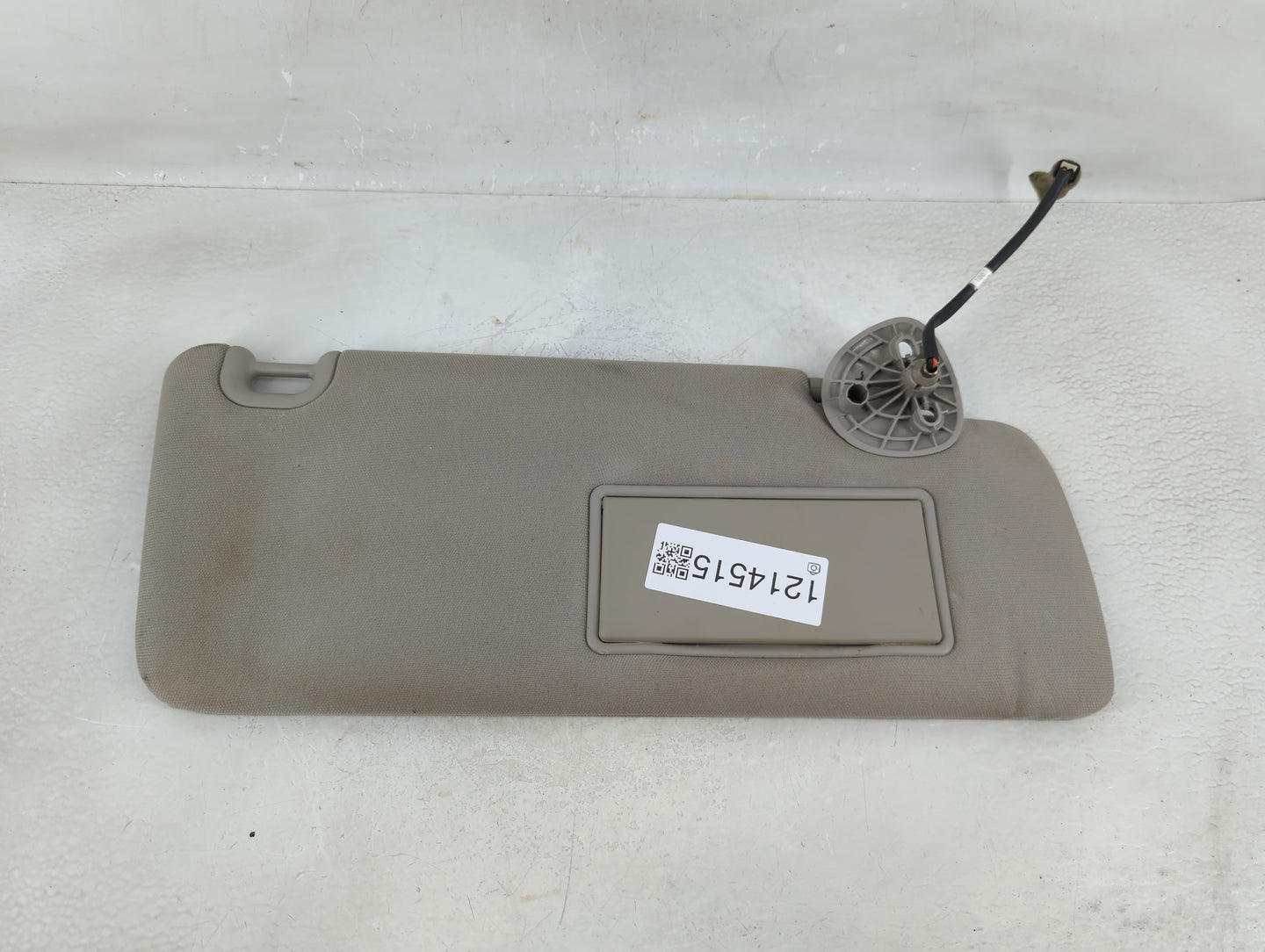 2016 Dodge Ram 1500 Sun Visor Shade Replacement Passenger Right Mirror Fits Fits 2015 2017 2018 2019 2020 OEM Used Auto Part
