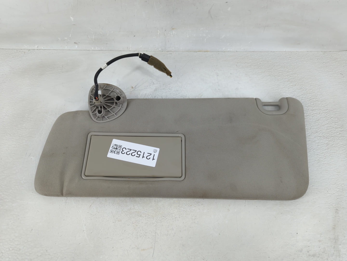 2016 Dodge Ram 1500 Sun Visor Shade Replacement Driver Left Mirror Fits Fits 2015 2017 2018 2019 2020 OEM Used Auto Parts - 