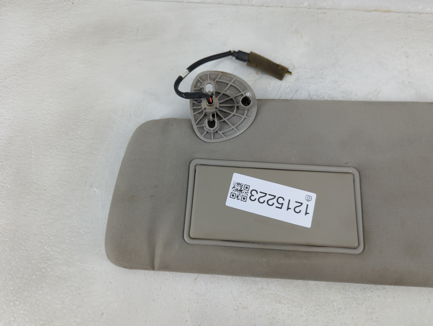 2016 Dodge Ram 1500 Sun Visor Shade Replacement Driver Left Mirror Fits Fits 2015 2017 2018 2019 2020 OEM Used Auto Parts - 