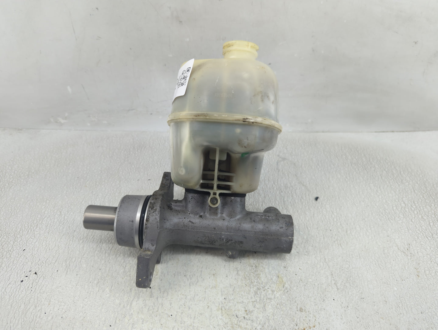 2007-2008 Dodge Ram 1500 Brake Master Cylinder - Oemusedautoparts1.com