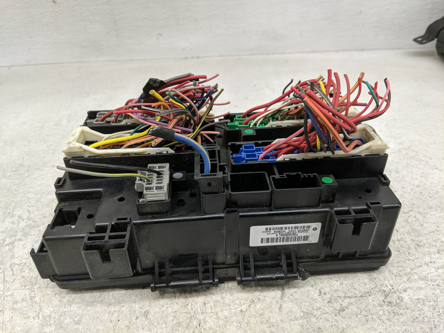 2016 Dodge Ram 1500 Fusebox Fuse Box Panel Relay Module P/N:7140-1980-30 Fits OEM Used Auto Parts - Oemusedautoparts1.com