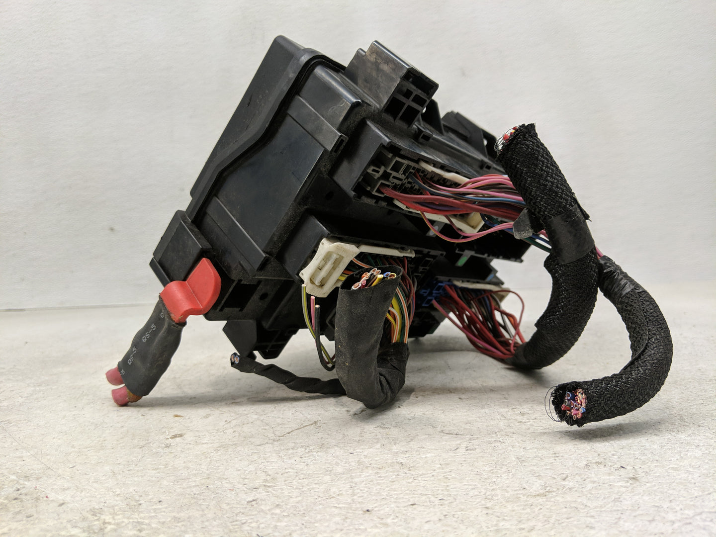 2016 Dodge Ram 1500 Fusebox Fuse Box Panel Relay Module P/N:7140-1980-30 Fits OEM Used Auto Parts - Oemusedautoparts1.com