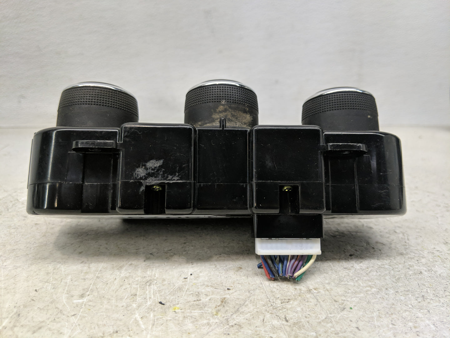 2016 Dodge Ram 1500 Climate Control Module Temperature AC/Heater Replacement P/N:P68268190AA Fits OEM Used Auto Parts - Oemu