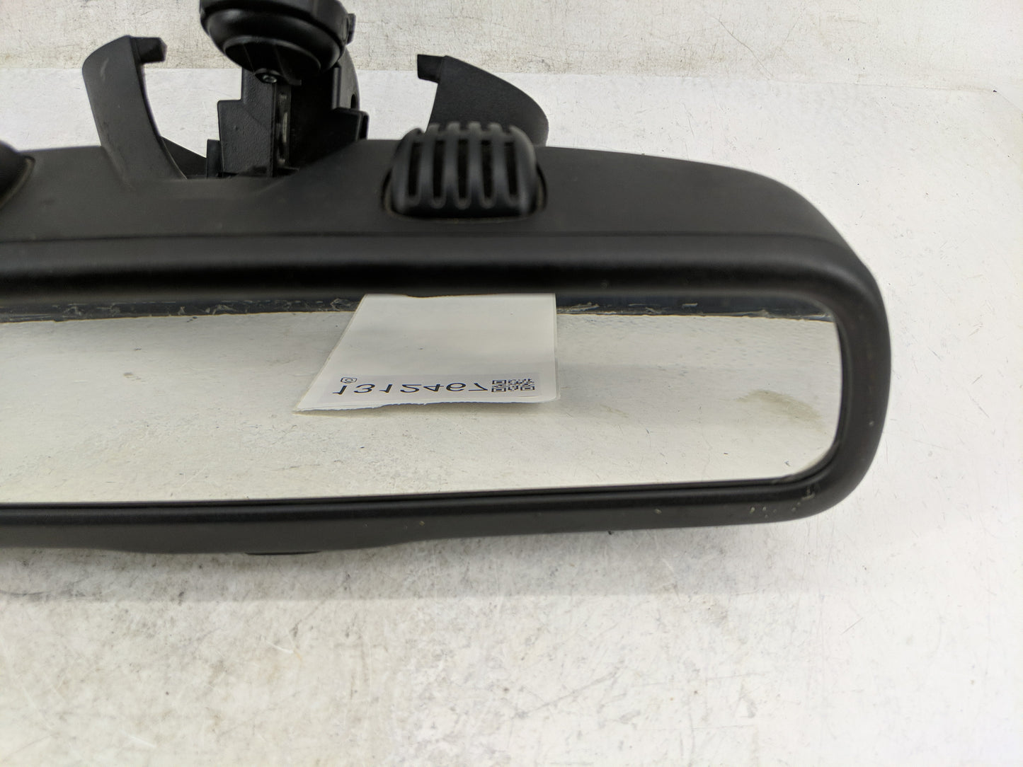 2016 Dodge Ram 1500 Interior Rear View Mirror Replacement OEM P/N:68102484AA Fits OEM Used Auto Parts - Oemusedautoparts1.co