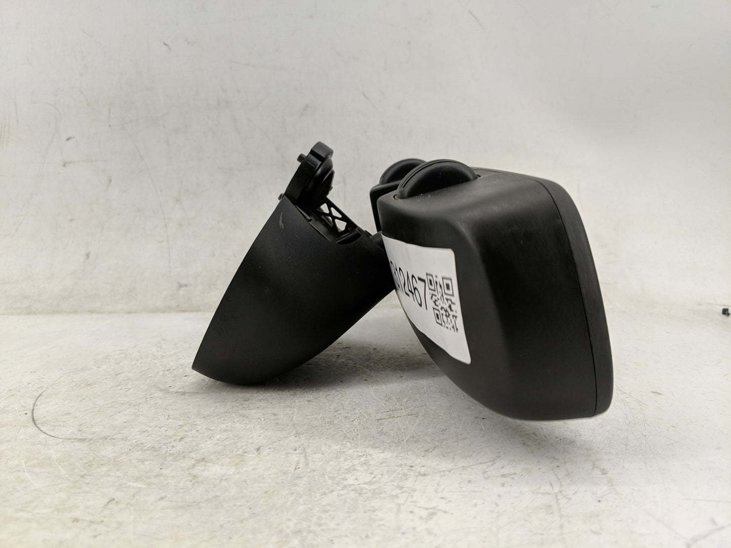 2016 Dodge Ram 1500 Interior Rear View Mirror Replacement OEM P/N:68102484AA Fits OEM Used Auto Parts - Oemusedautoparts1.co