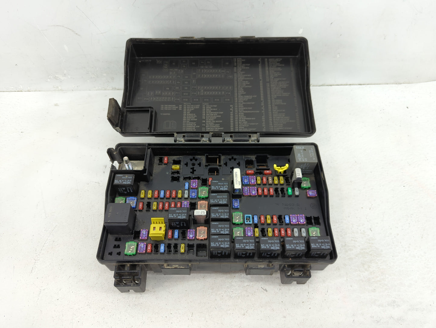 2016 Dodge Ram 1500 Fusebox Fuse Box Panel Relay Module P/N:7140-1980-30 Fits OEM Used Auto Parts - Oemusedautoparts1.com