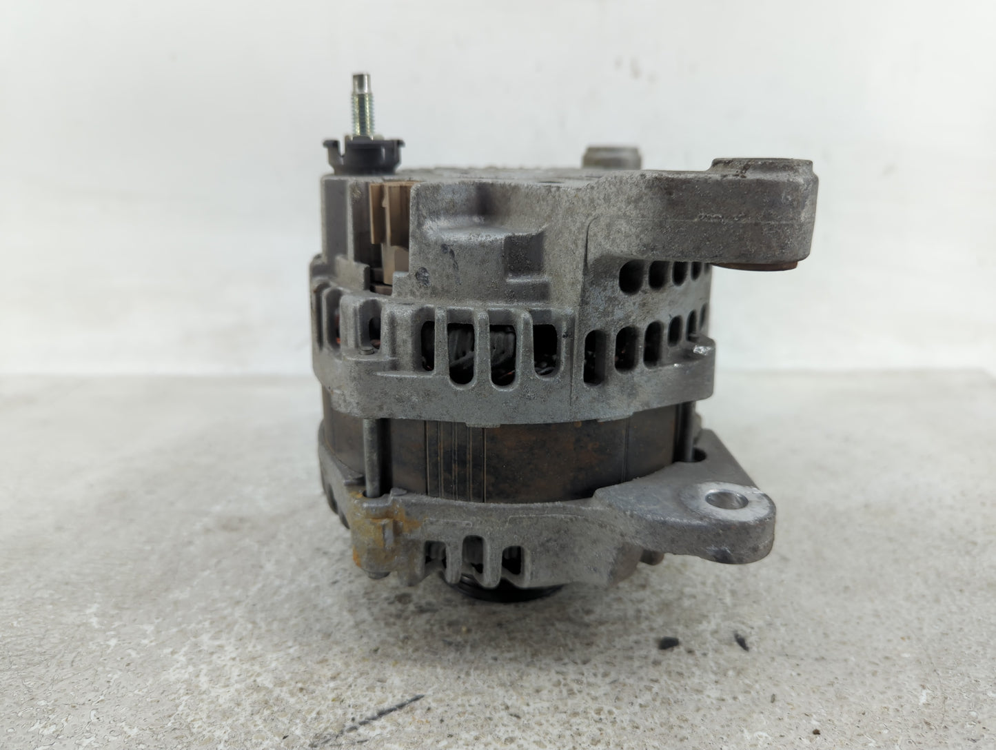 2016 Dodge Ram 1500 Alternator Replacement Generator Charging Assembly Engine OEM P/N:A003TX0391ZC 4801769AB Fits OEM Used A