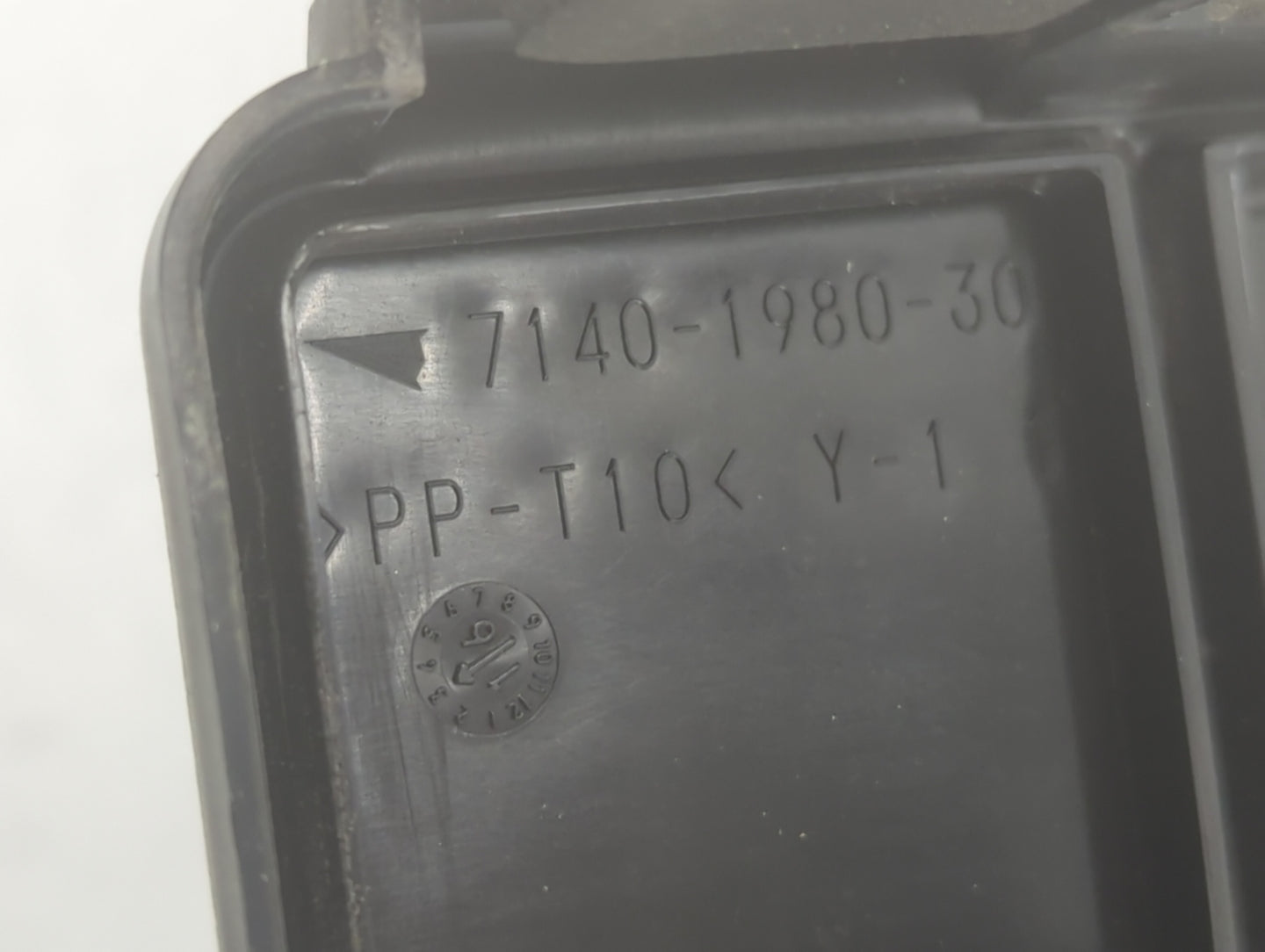 2016 Dodge Ram 1500 Fusebox Fuse Box Panel Relay Module P/N:7140-1980-30 Fits OEM Used Auto Parts - Oemusedautoparts1.com