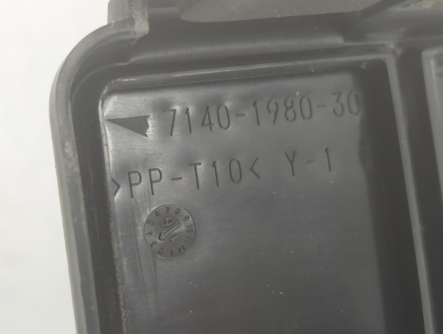 2016 Dodge Ram 1500 Fusebox Fuse Box Panel Relay Module P/N:7140-1980-30 Fits OEM Used Auto Parts - Oemusedautoparts1.com