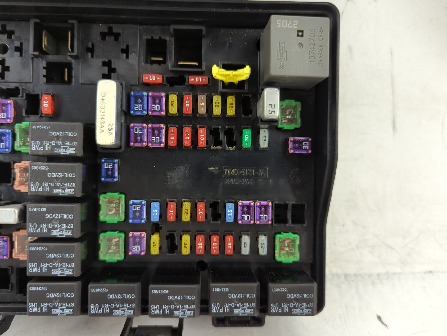 2016 Dodge Ram 1500 Fusebox Fuse Box Panel Relay Module P/N:7140-5131-30 Fits OEM Used Auto Parts - Oemusedautoparts1.com