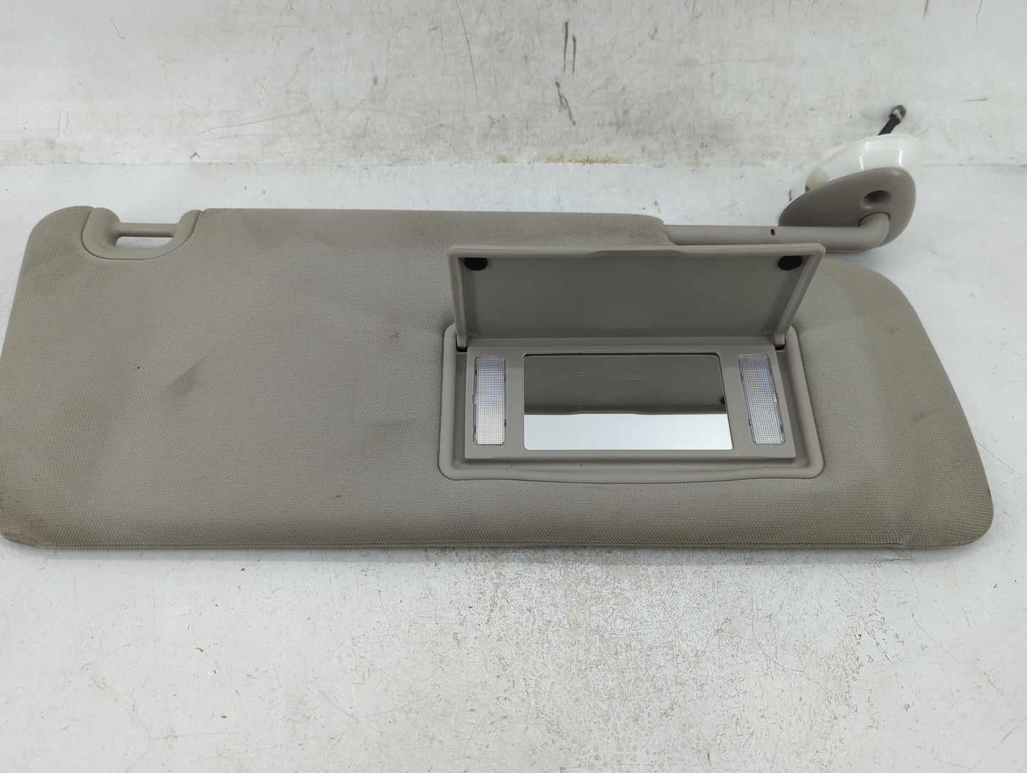 2016 Dodge Ram 1500 Sun Visor Shade Replacement Passenger Right Mirror Fits Fits 2015 2017 2018 2019 2020 OEM Used Auto Part