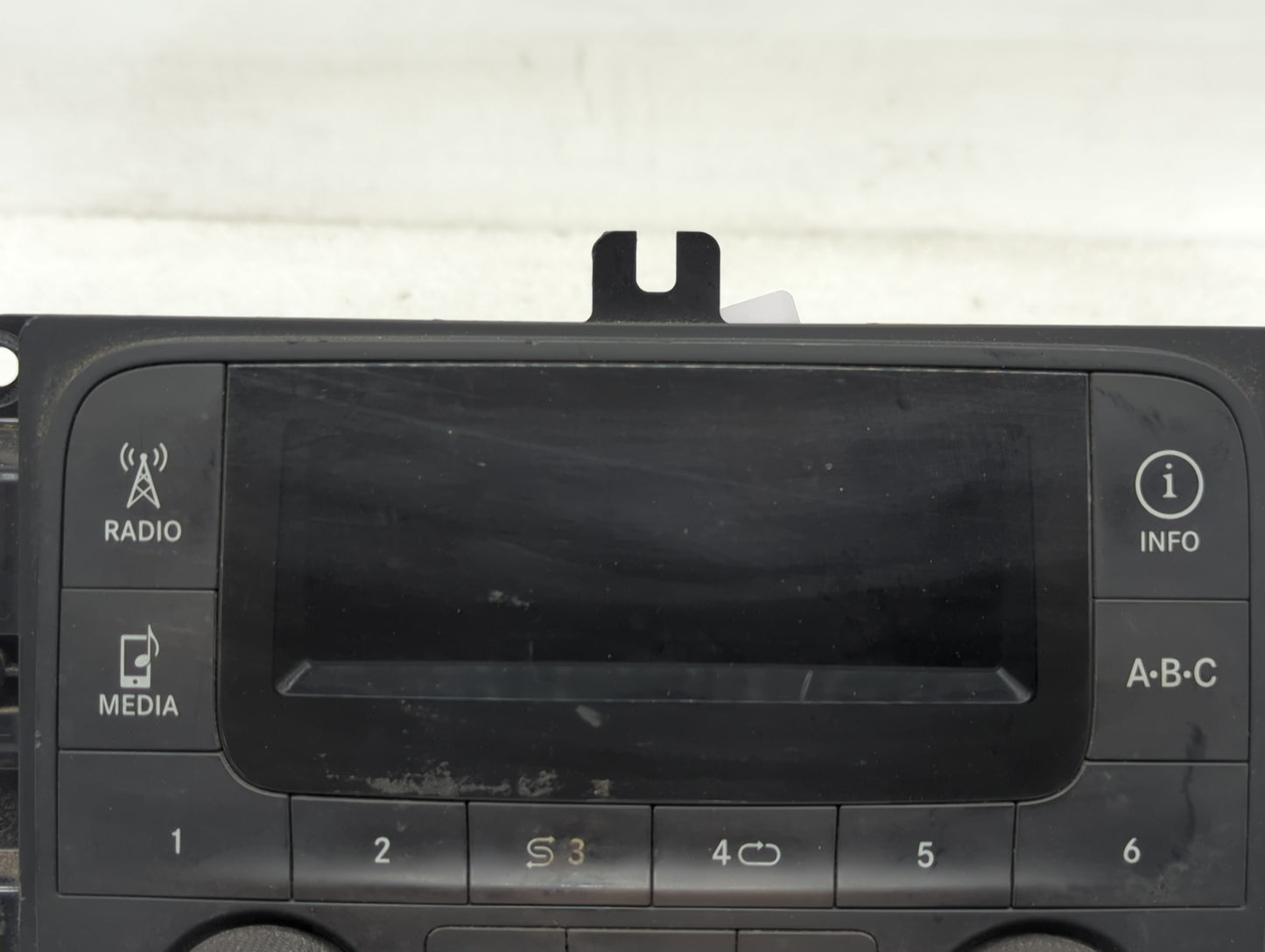 2016 Dodge Ram 1500 Radio AM FM Cd Player Receiver Replacement P/N:P68245817AE Fits Fits 2015 OEM Used Auto Parts - Oemuseda
