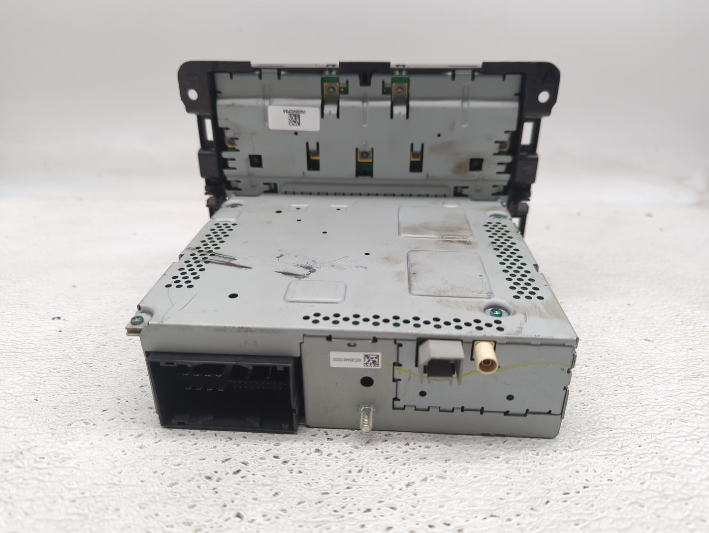 2016 Dodge Ram 1500 Radio AM FM Cd Player Receiver Replacement P/N:P68245817AE Fits Fits 2015 OEM Used Auto Parts - Oemuseda