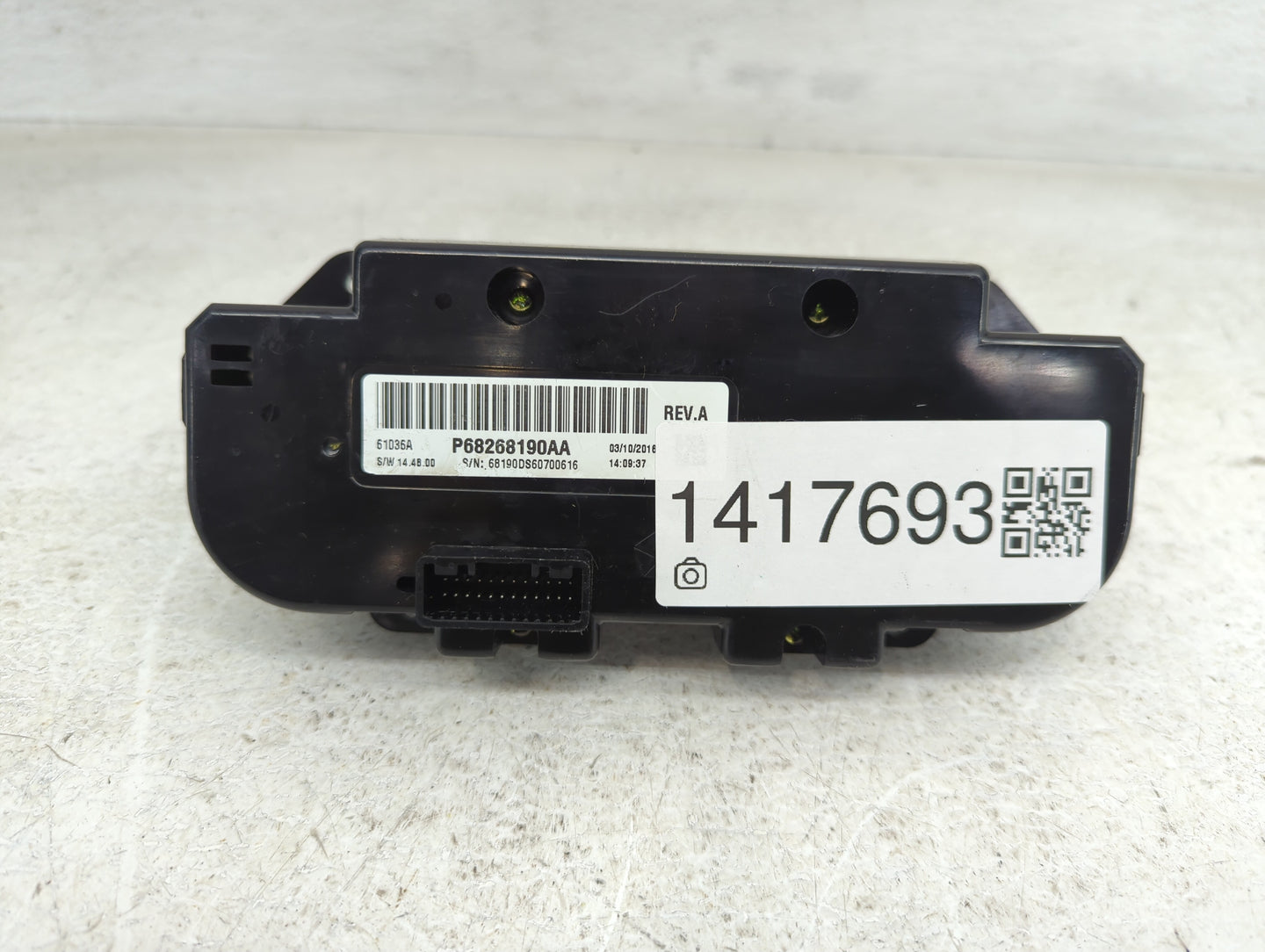 2016 Dodge Ram 1500 Climate Control Module Temperature AC/Heater Replacement P/N:P68268190AA Fits OEM Used Auto Parts - Oemu