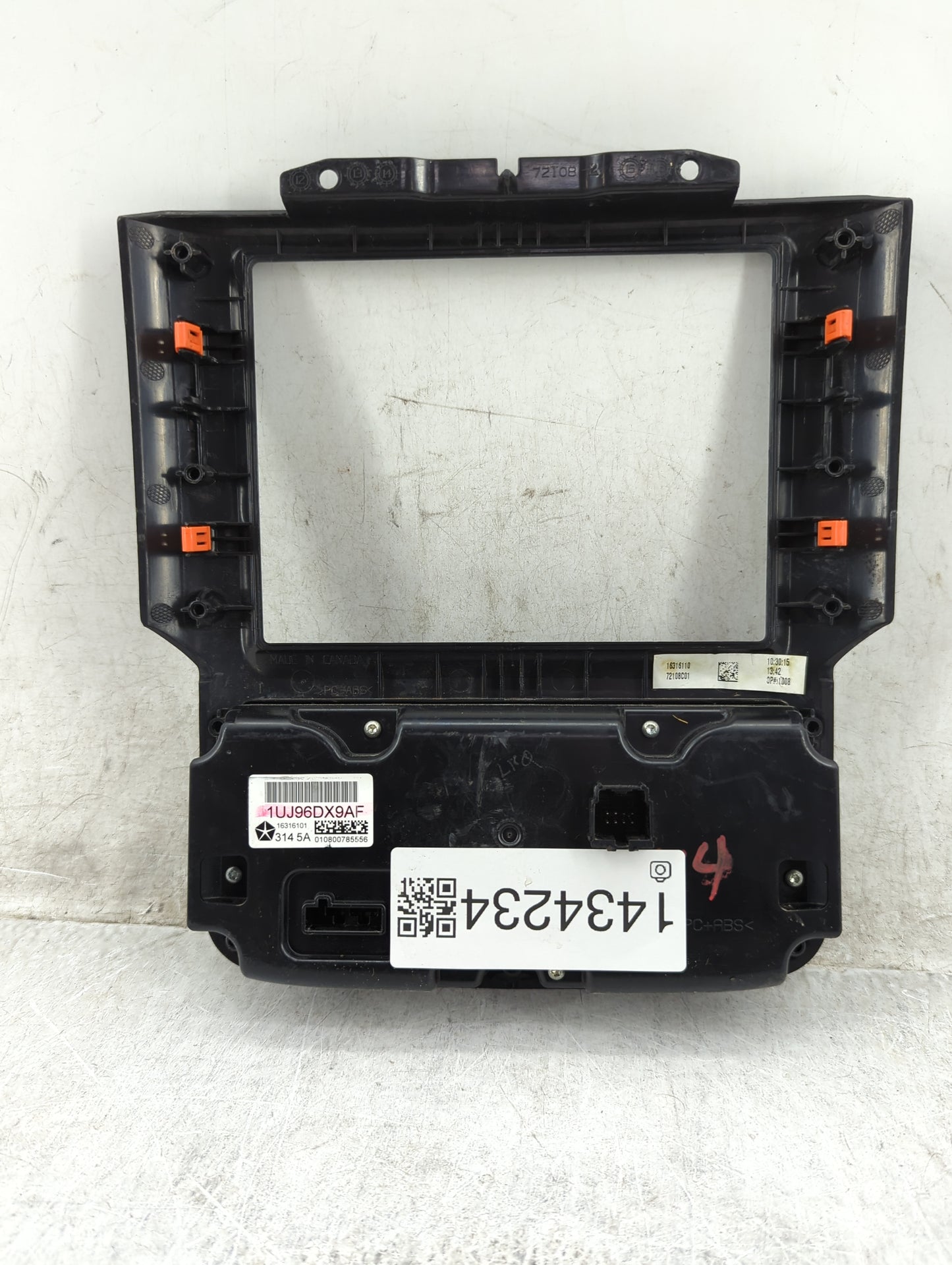 2016 Dodge Ram 1500 Climate Control Module Temperature AC/Heater Replacement P/N:1UJ96DX9AF 16316101 Fits OEM Used Auto Part