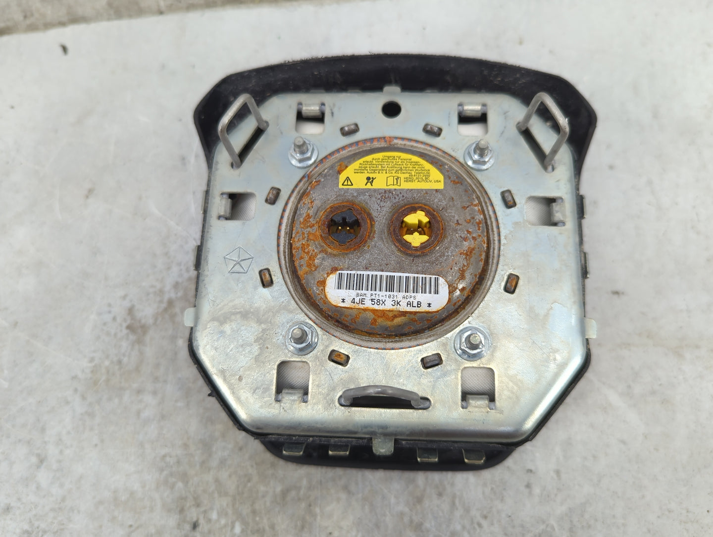 Dodge Ram 1500 Air Bag Driver Left Steering Wheel Mounted 1465960 - Oemusedautoparts1.com