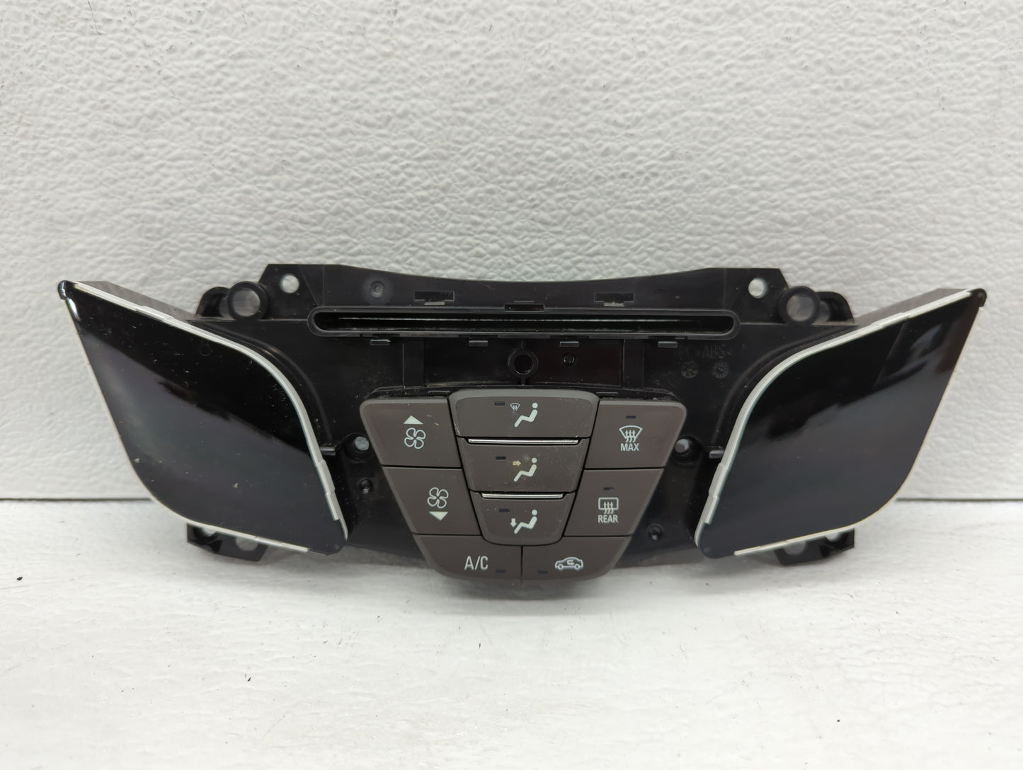 2016 Dodge Ram 1500 Climate Control Module Temperature AC/Heater Replacement P/N:2667 9455 Fits OEM Used Auto Parts - Oemuse