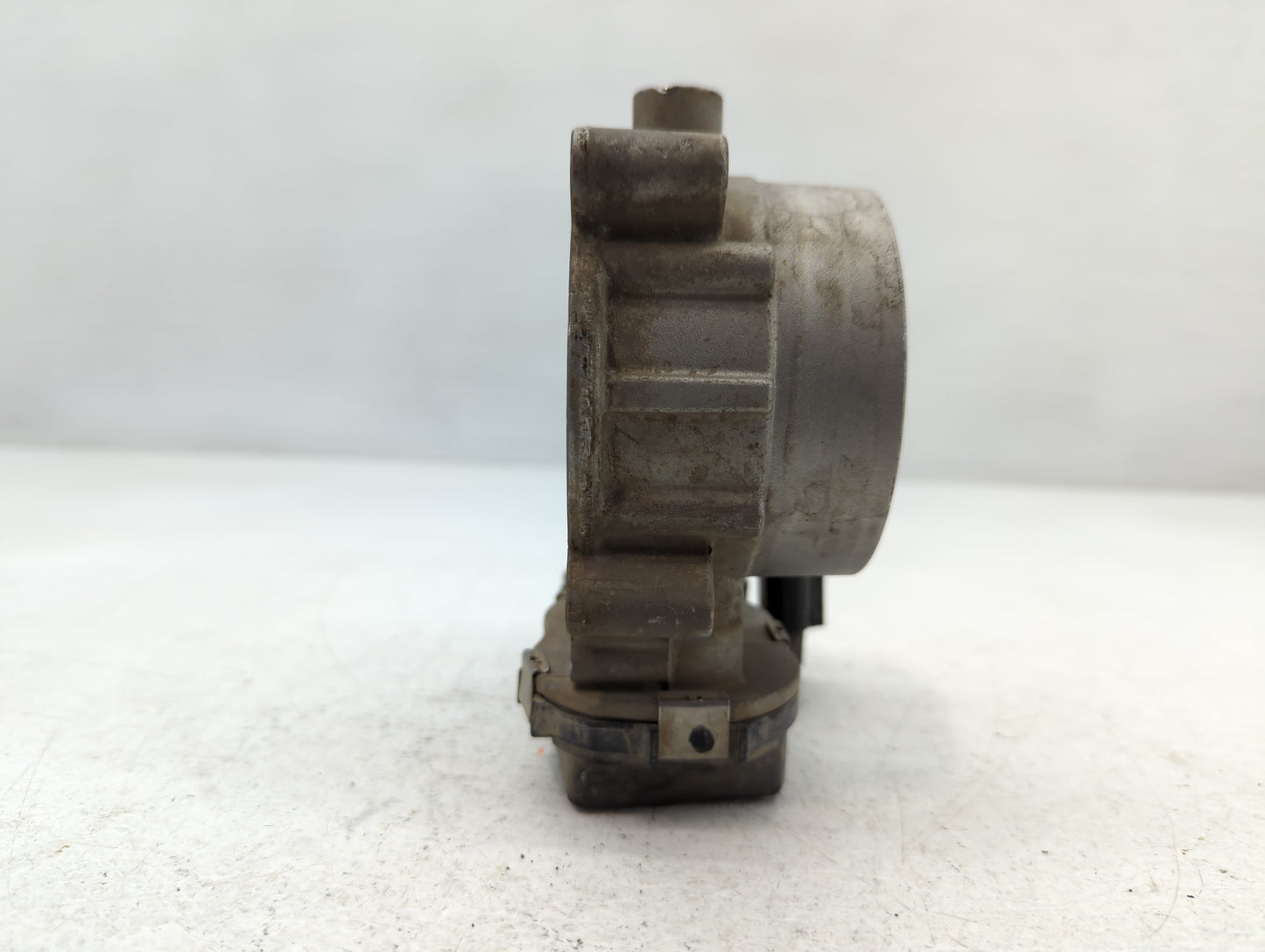 2016 Dodge Ram 1500 Throttle Body P/N:53034251AB Fits Fits 2012 2013 2014 2015 2017 2018 2019 2020 2021 2022 OEM Used Auto P