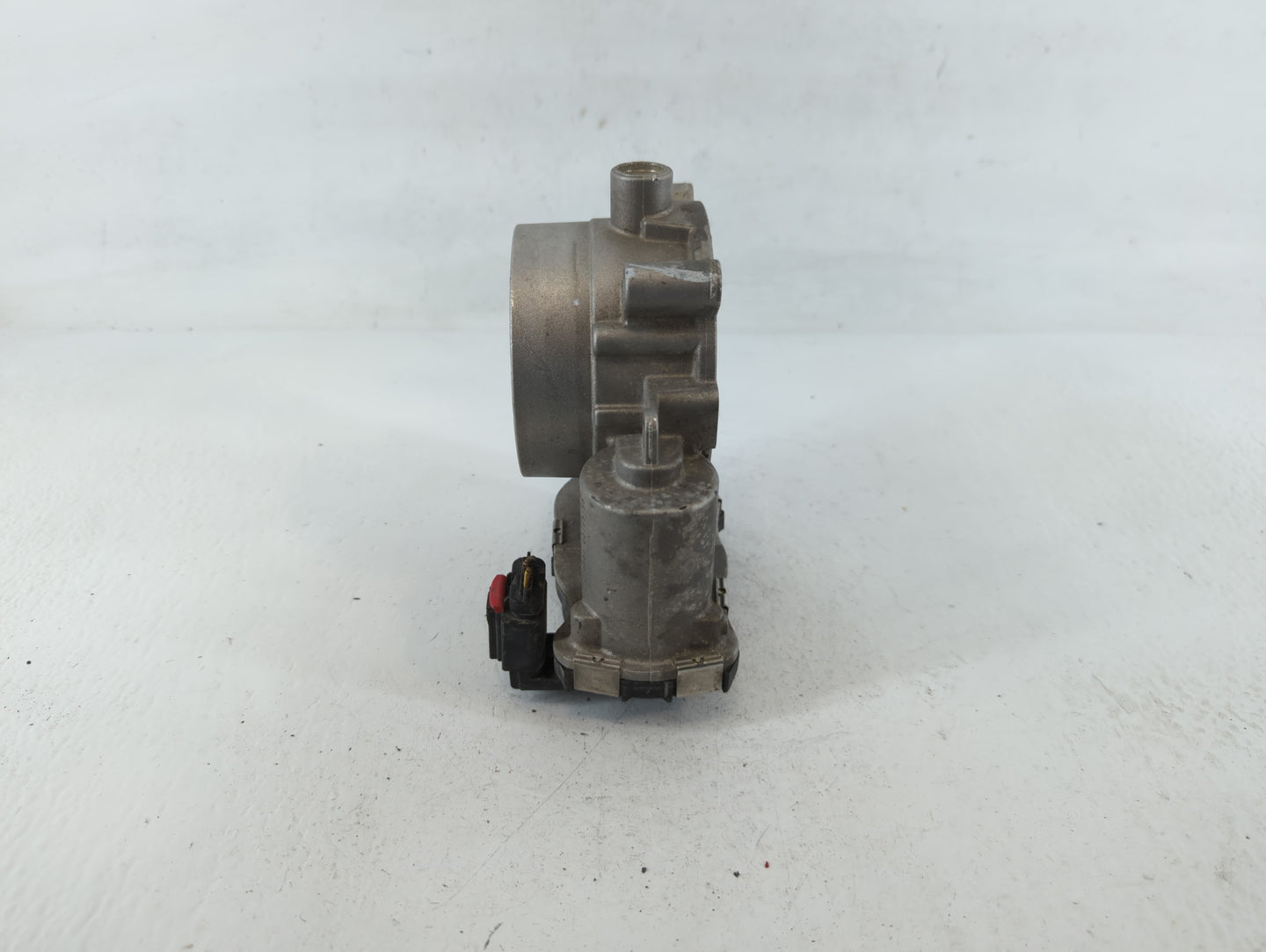 2016 Dodge Ram 1500 Throttle Body P/N:53034251AB Fits Fits 2012 2013 2014 2015 2017 2018 2019 2020 2021 2022 OEM Used Auto P