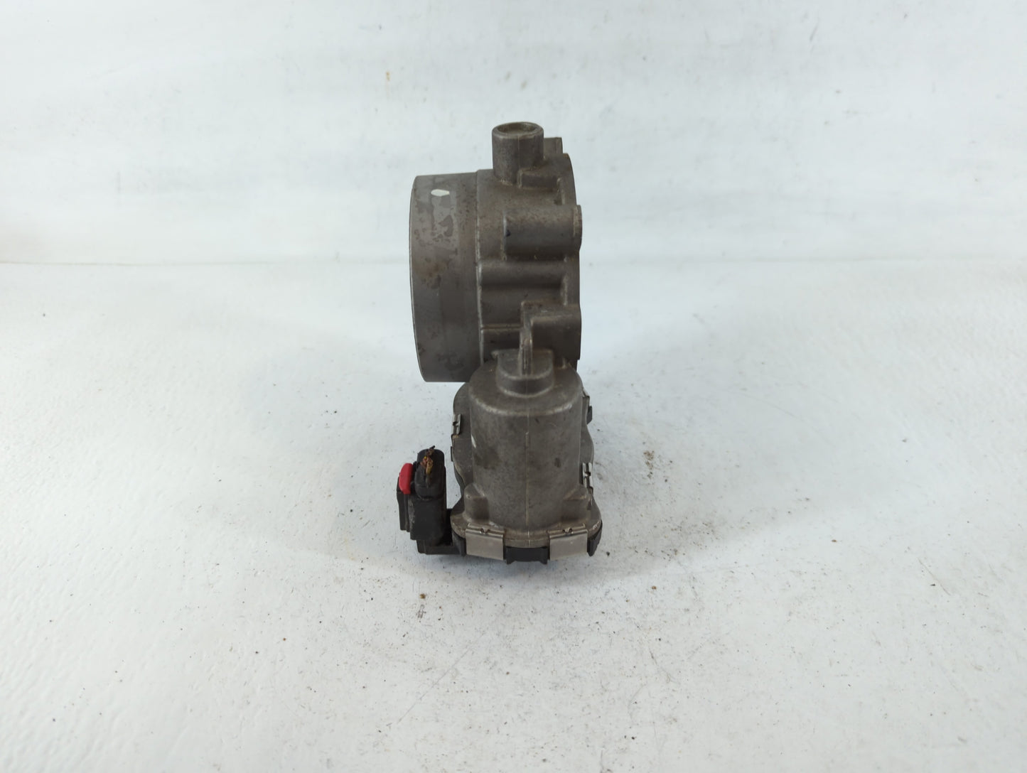 2016 Dodge Ram 1500 Throttle Body P/N:53034251AB Fits Fits 2012 2013 2014 2015 2017 2018 2019 2020 2021 2022 OEM Used Auto P