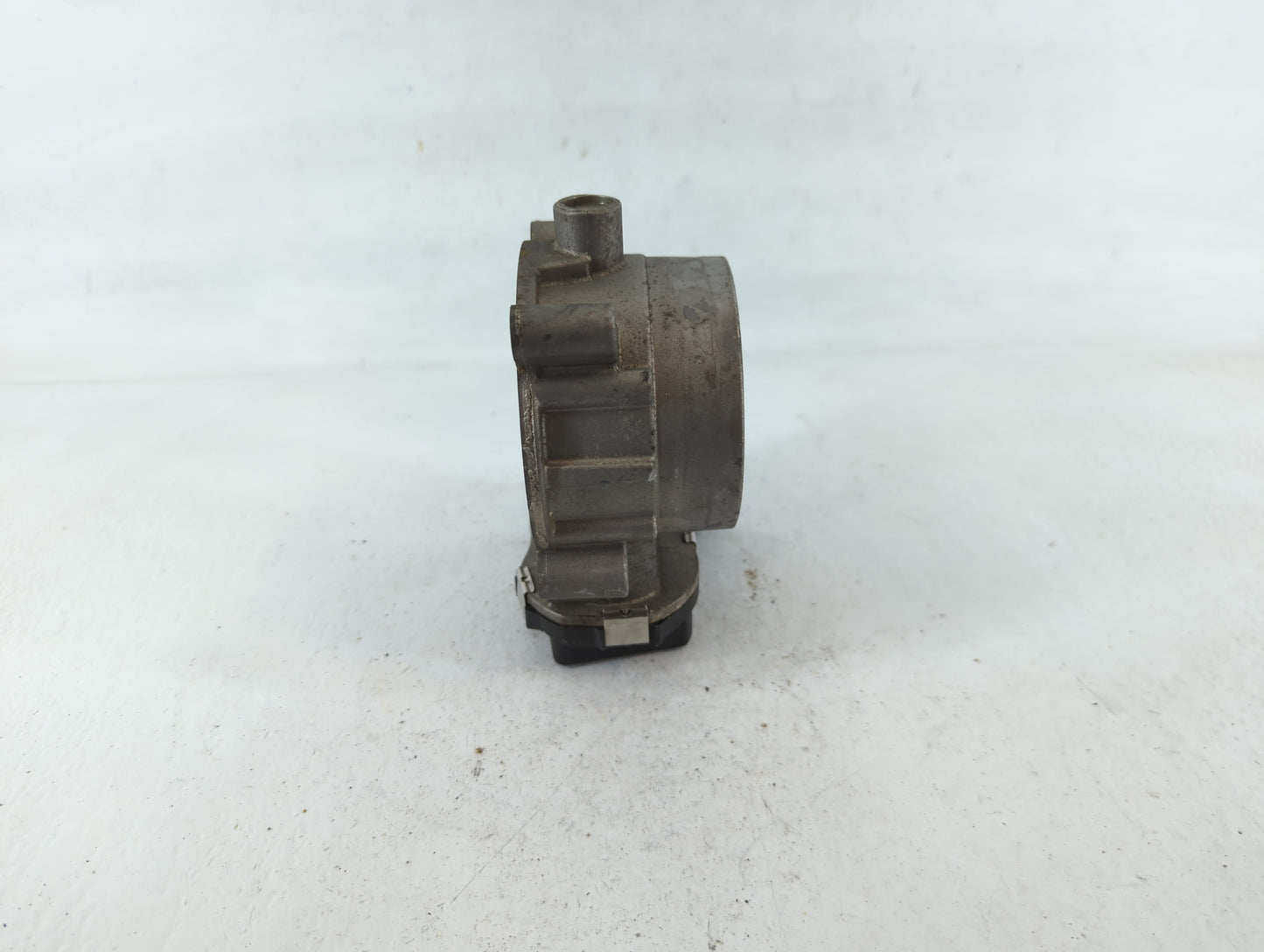 2016 Dodge Ram 1500 Throttle Body P/N:53034251AB Fits Fits 2012 2013 2014 2015 2017 2018 2019 2020 2021 2022 OEM Used Auto P