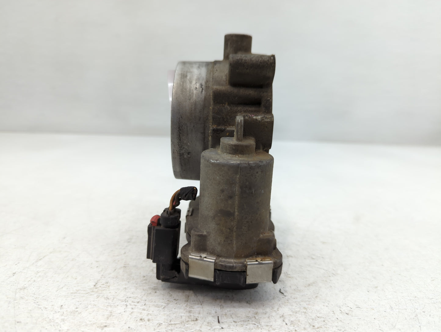 2016 Dodge Ram 1500 Throttle Body P/N:53034251AB Fits Fits 2012 2013 2014 2015 2017 2018 2019 2020 2021 2022 OEM Used Auto P