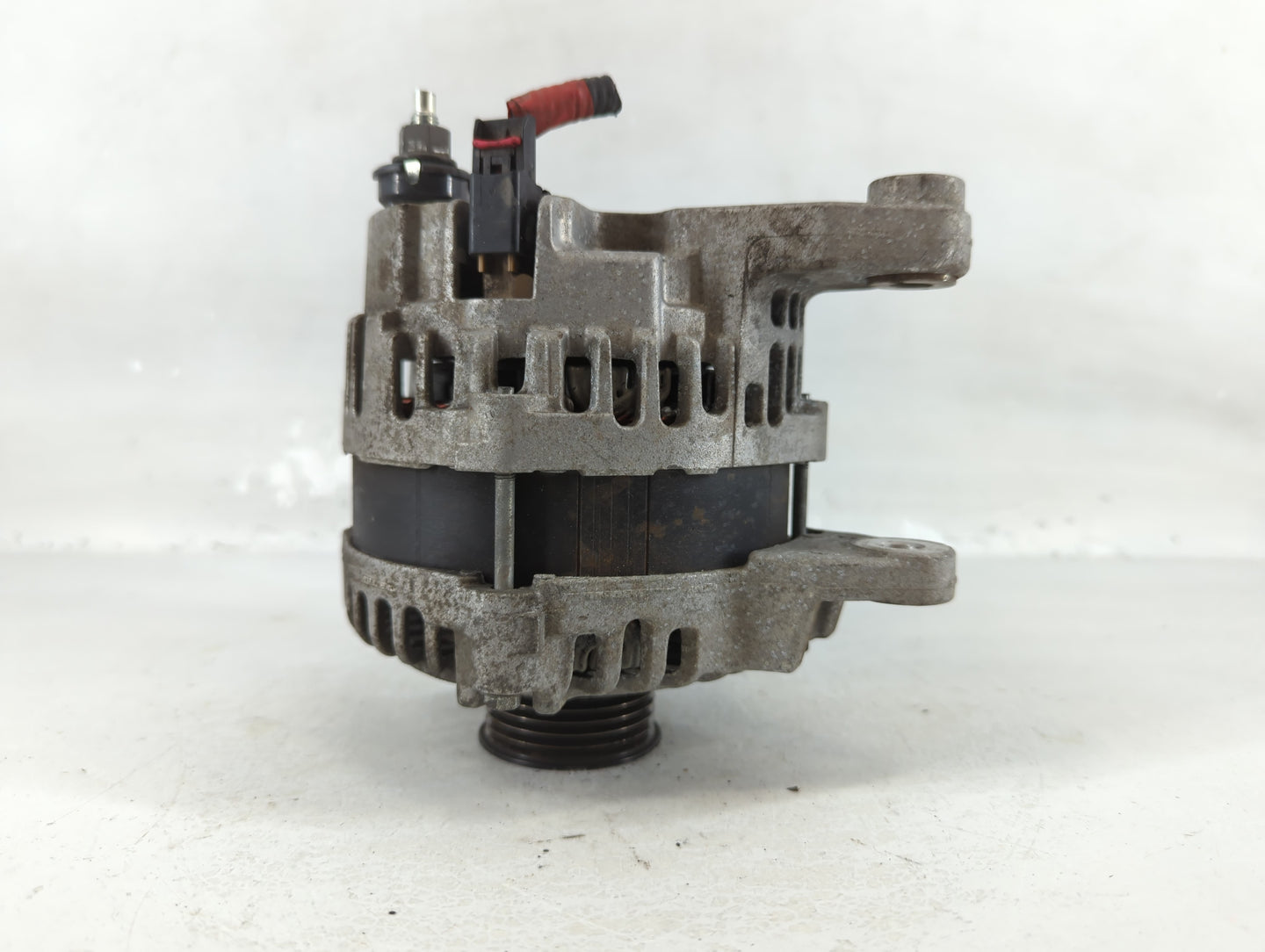 2016 Dodge Ram 1500 Alternator Replacement Generator Charging Assembly Engine OEM P/N:50029764AA Fits OEM Used Auto Parts - 